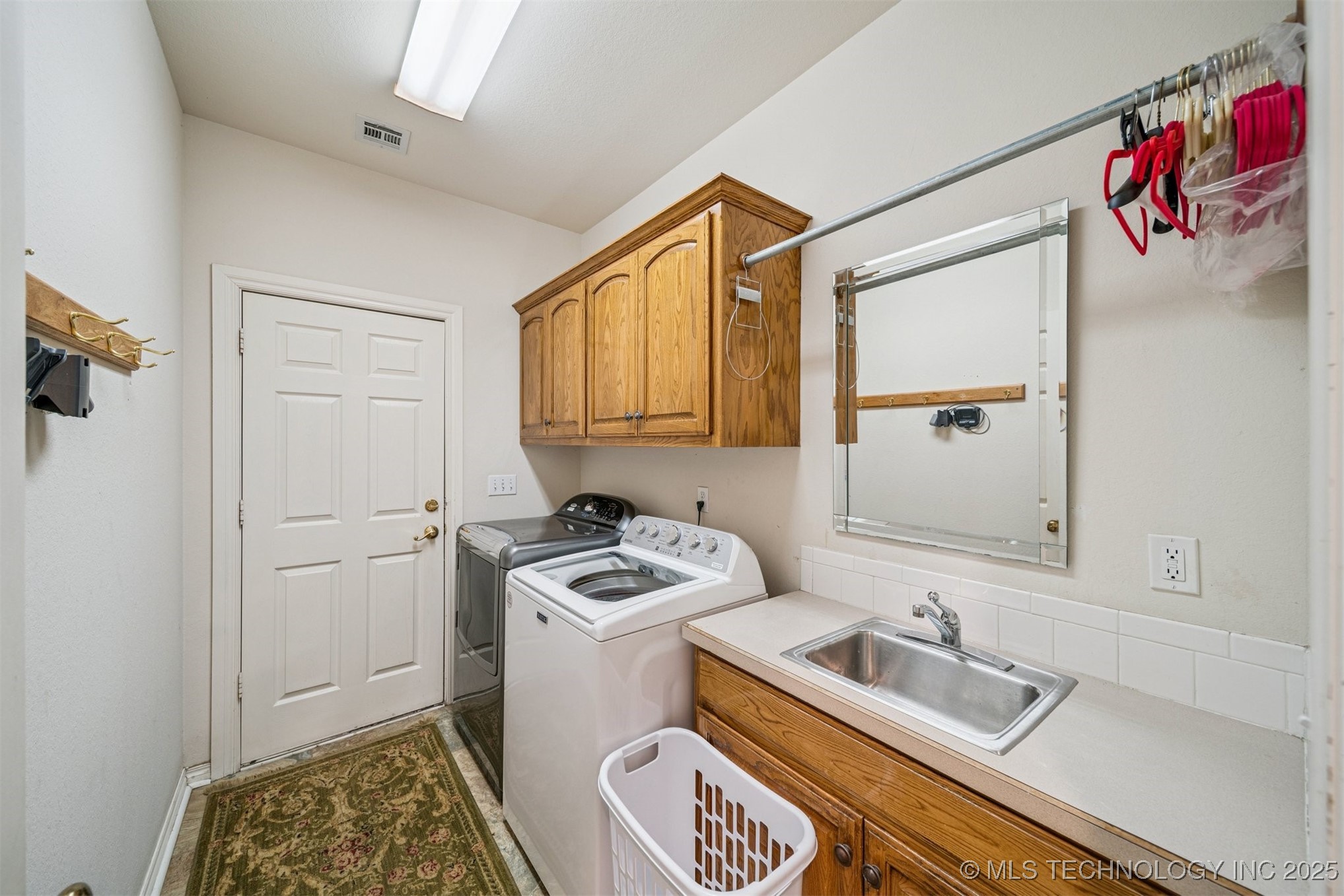 10314 E 92nd Place N Property Photo 21