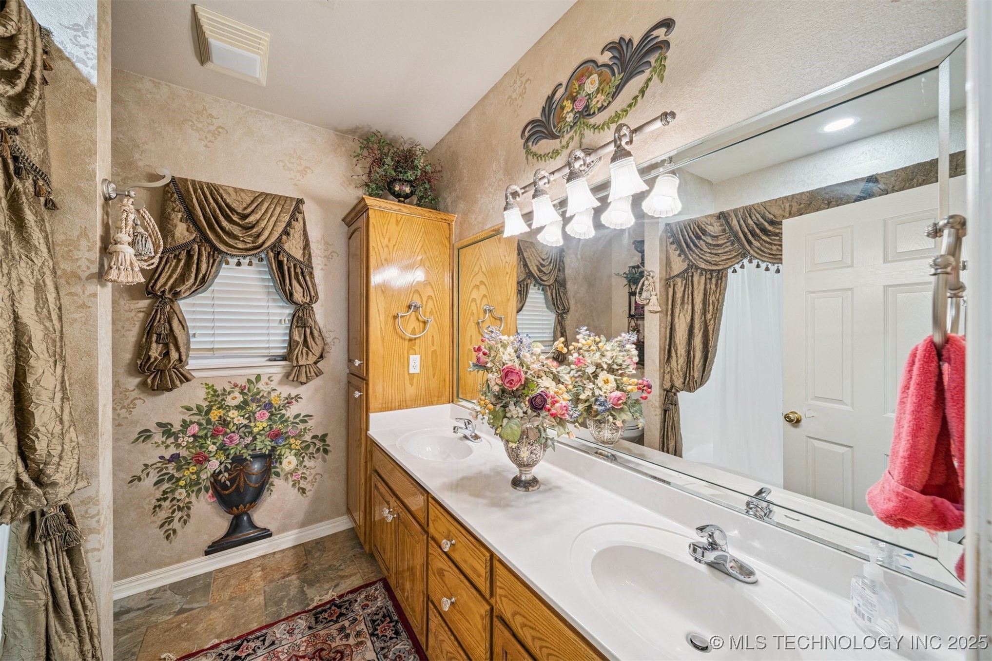 10314 E 92nd Place N Property Photo 31