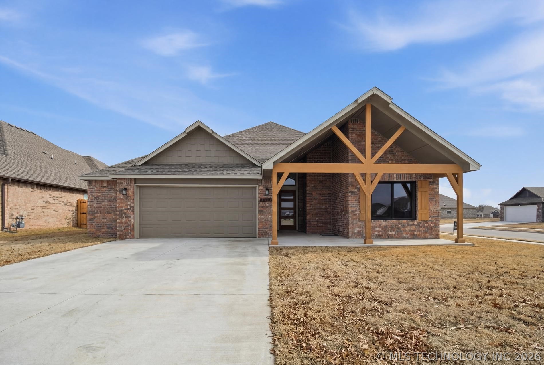 10893 S 277th East Avenue Property Photo 1