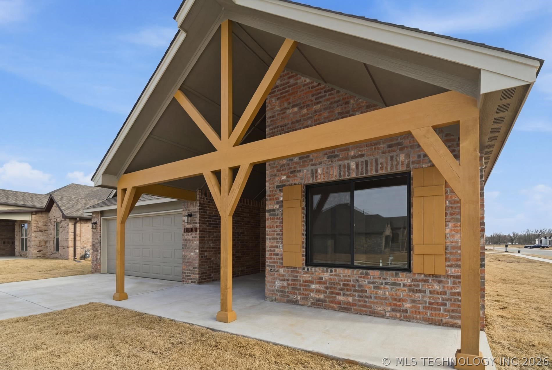 10893 S 277th East Avenue Property Photo 4