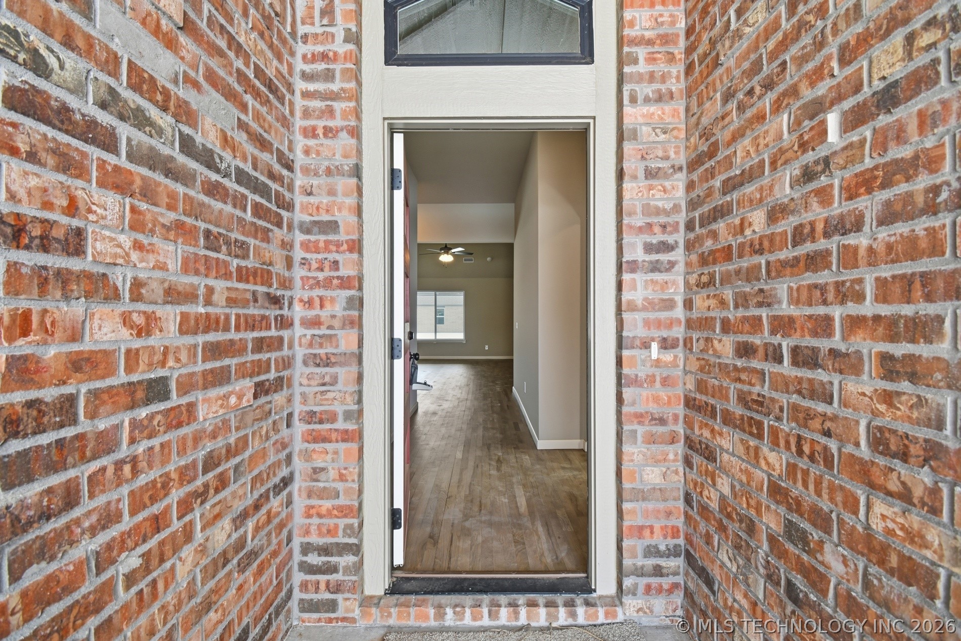 10893 S 277th East Avenue Property Photo 6