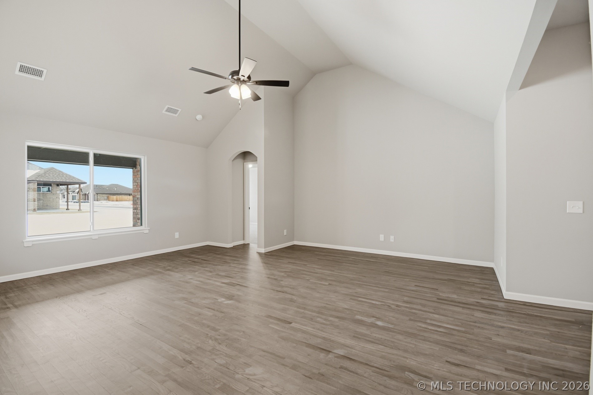 10893 S 277th East Avenue Property Photo 11