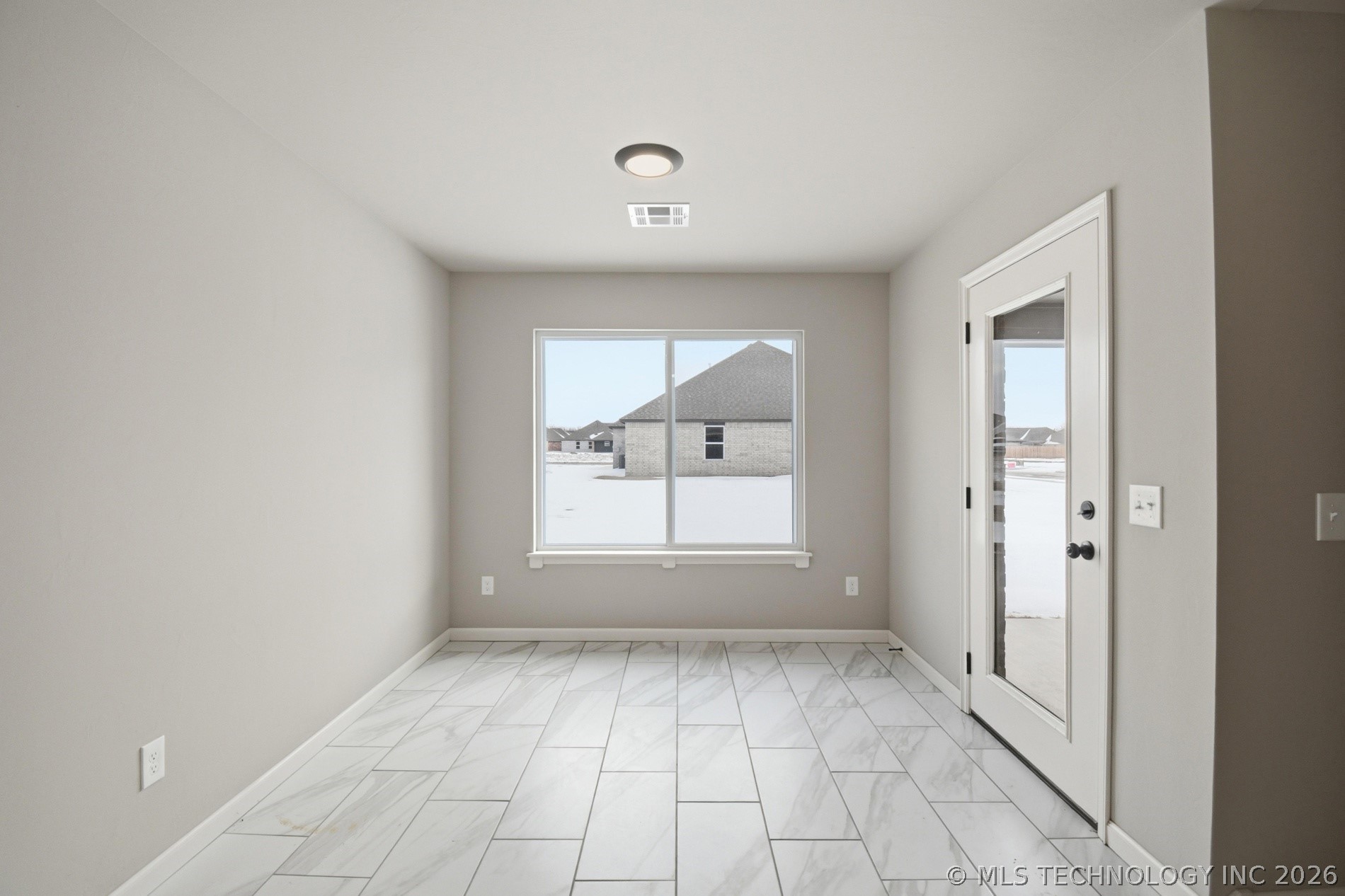 10893 S 277th East Avenue Property Photo 20