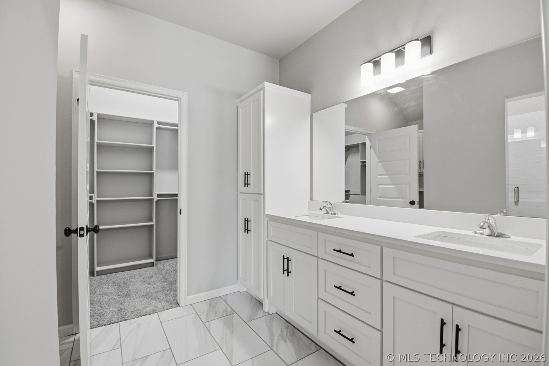 10893 S 277th East Avenue Property Photo 27