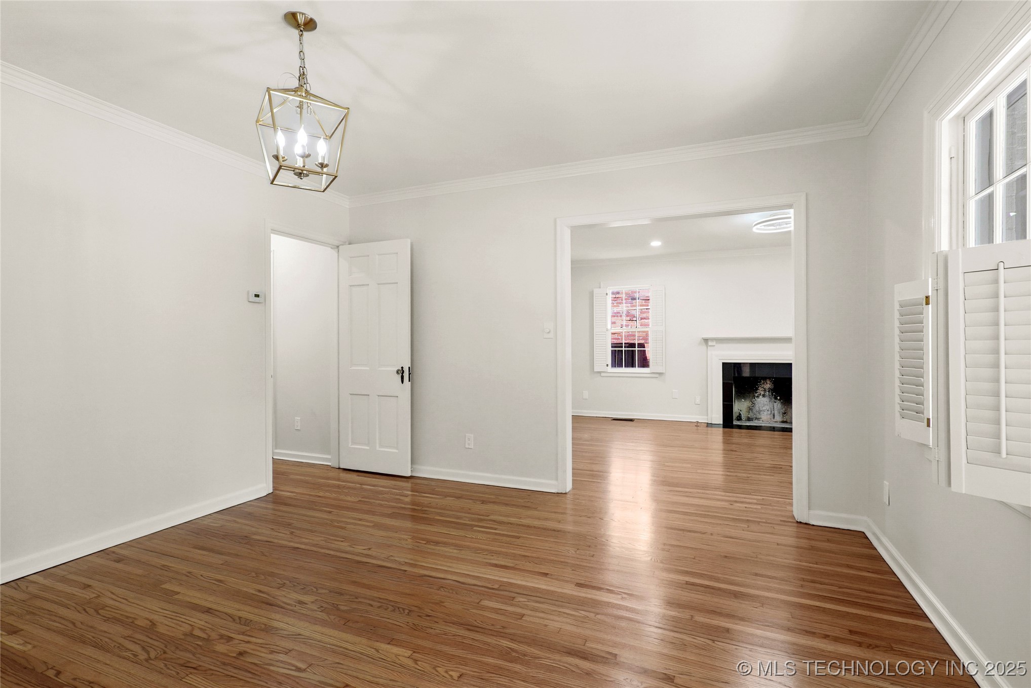 1208 E 29th Street Property Photo 9