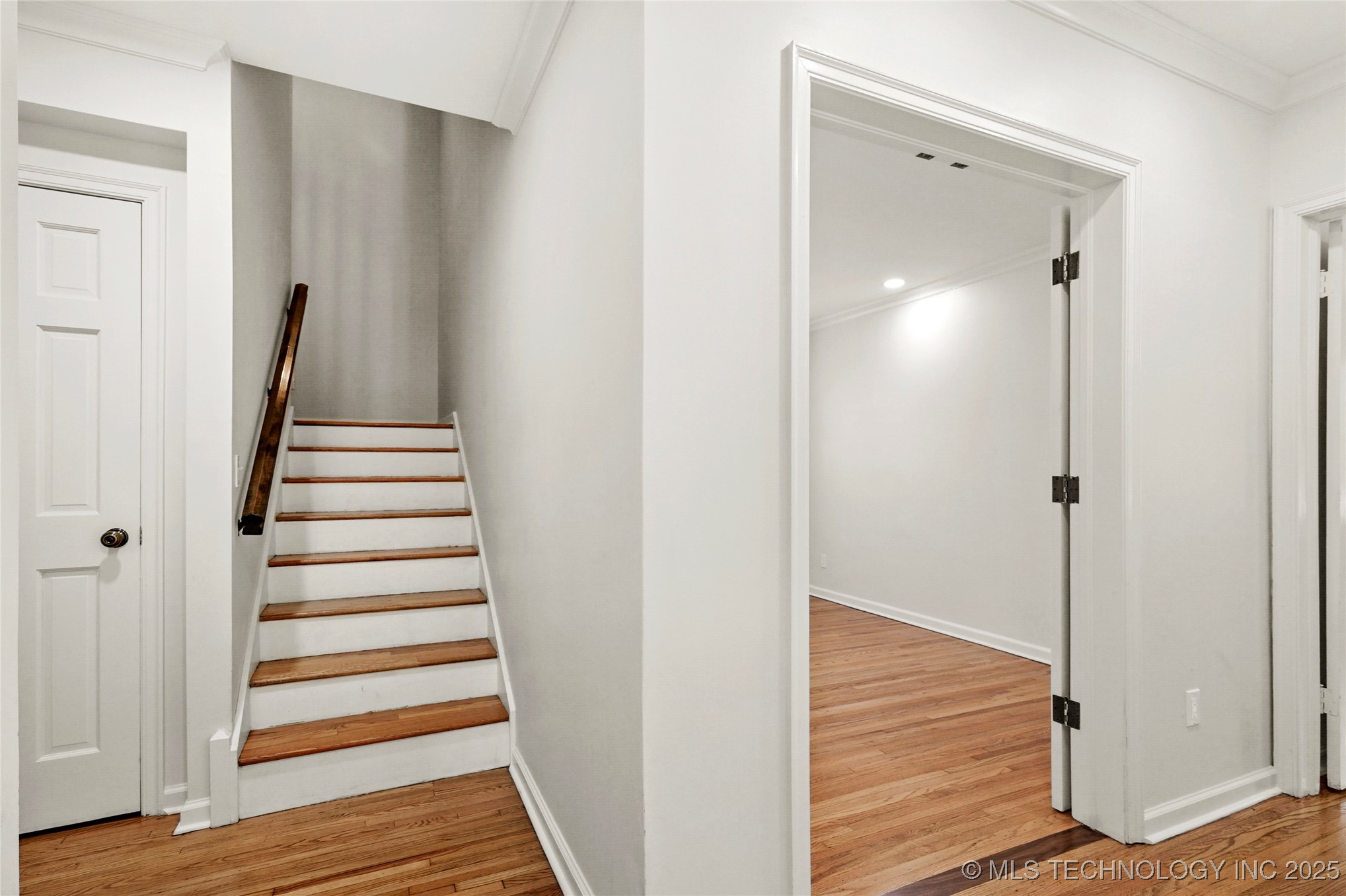 1208 E 29th Street Property Photo 21