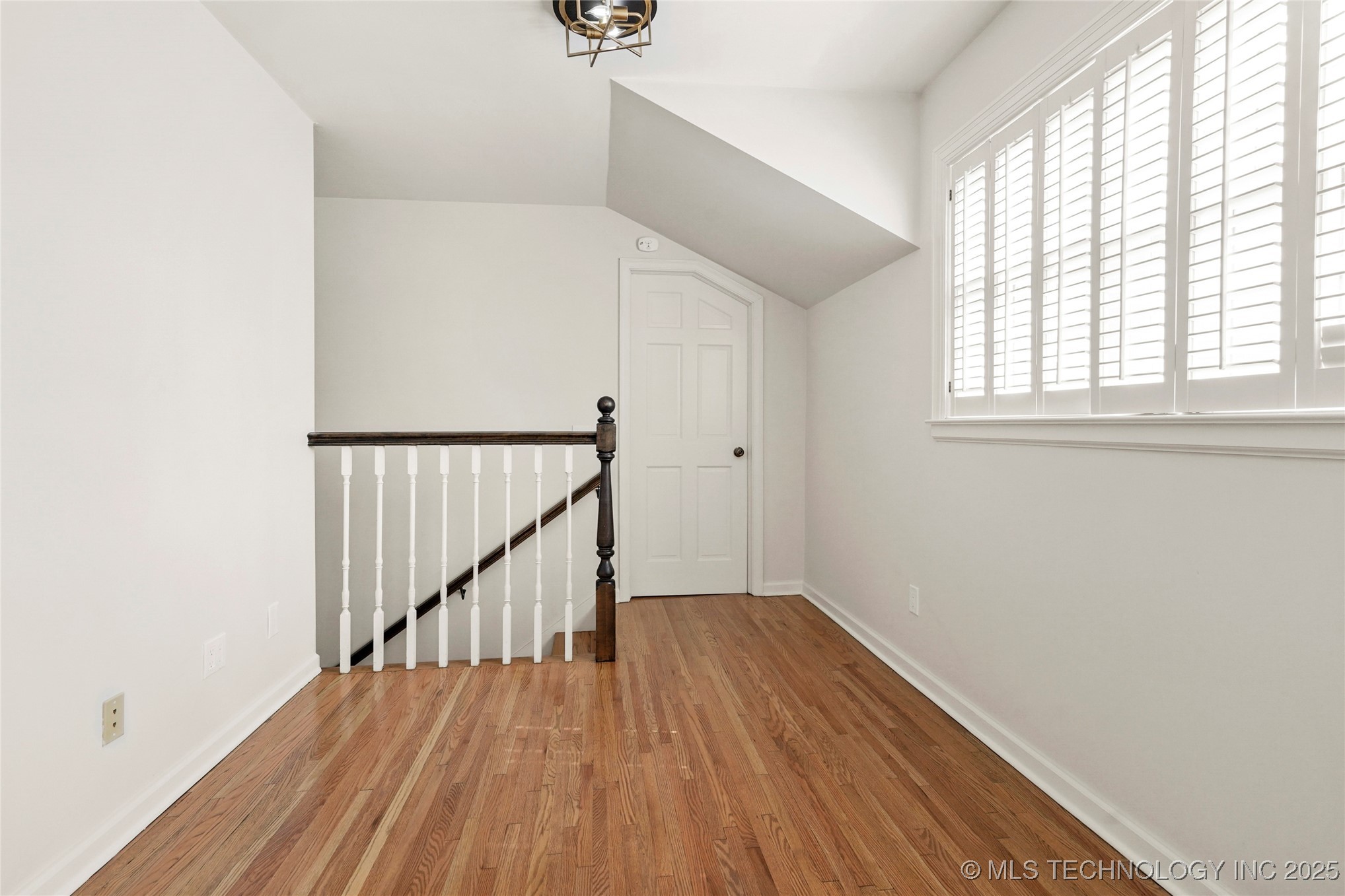 1208 E 29th Street Property Photo 22