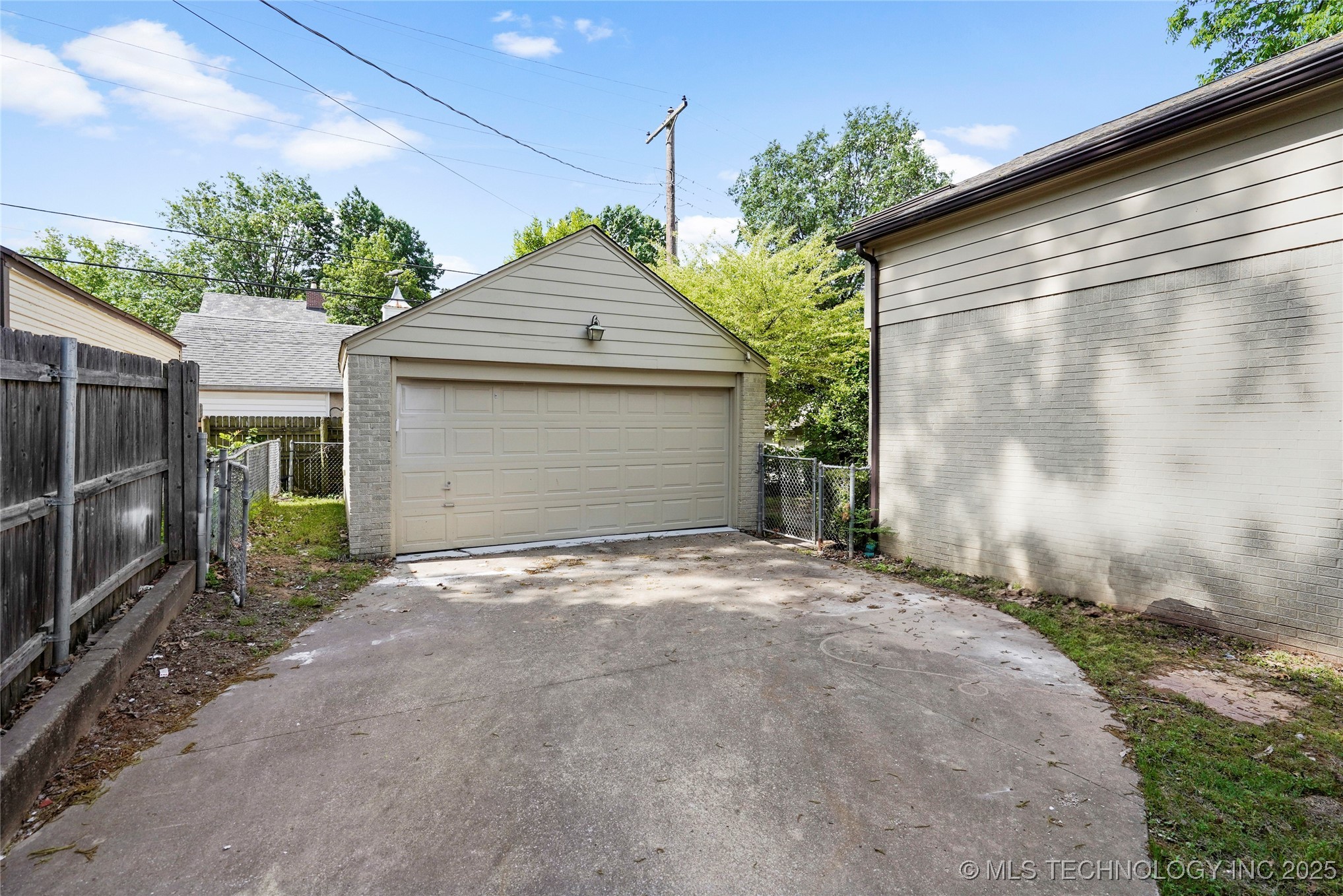 1208 E 29th Street Property Photo 26