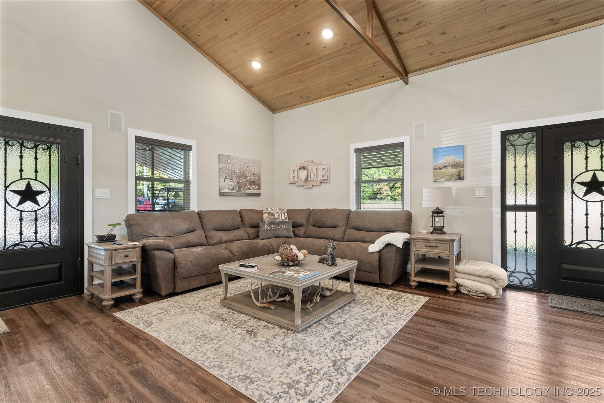 9212 Keltner Road Property Photo 5