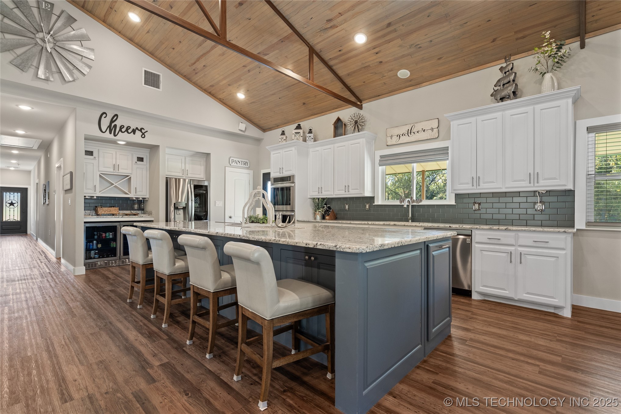 9212 Keltner Road Property Photo 7