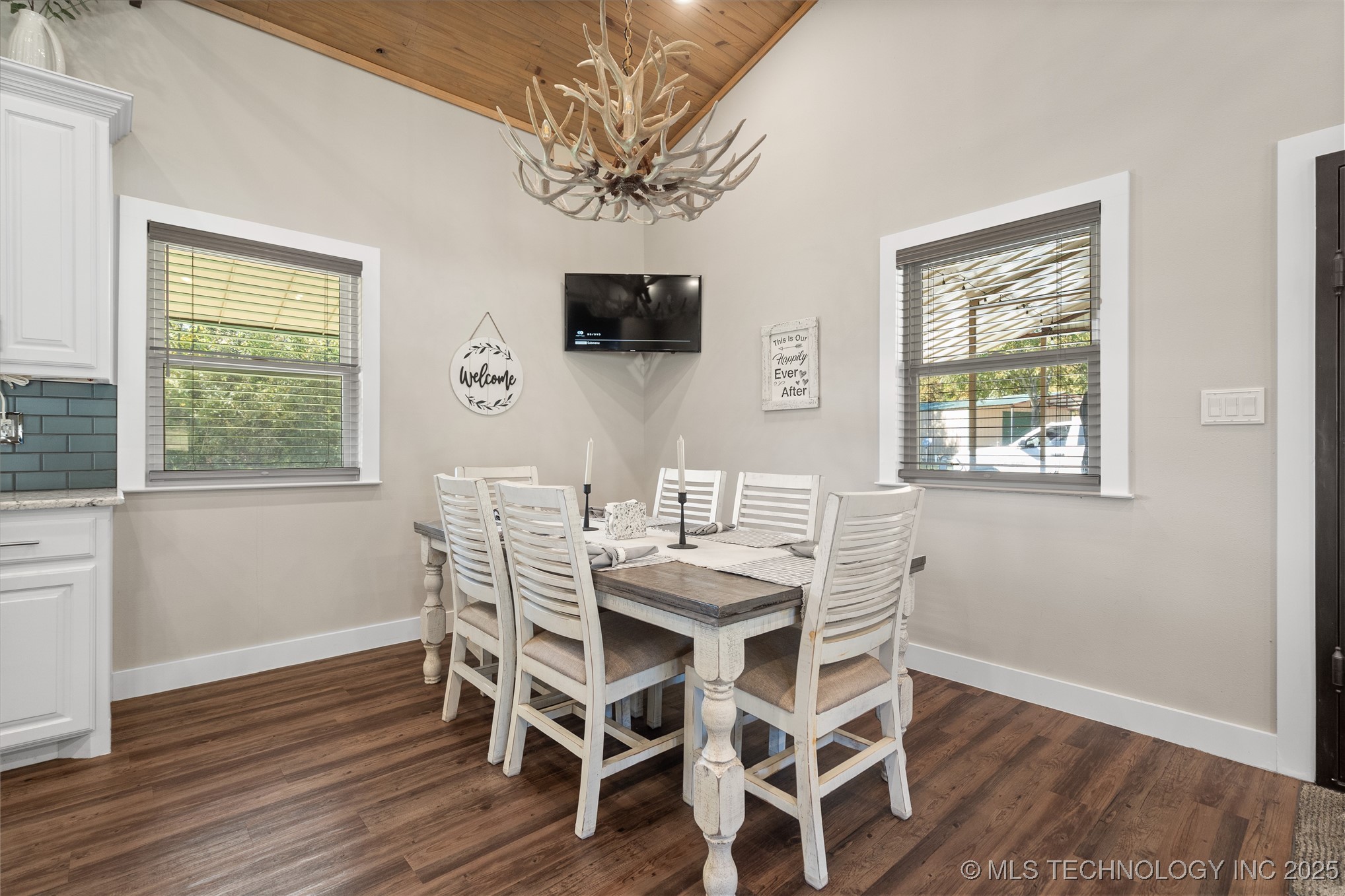 9212 Keltner Road Property Photo 9