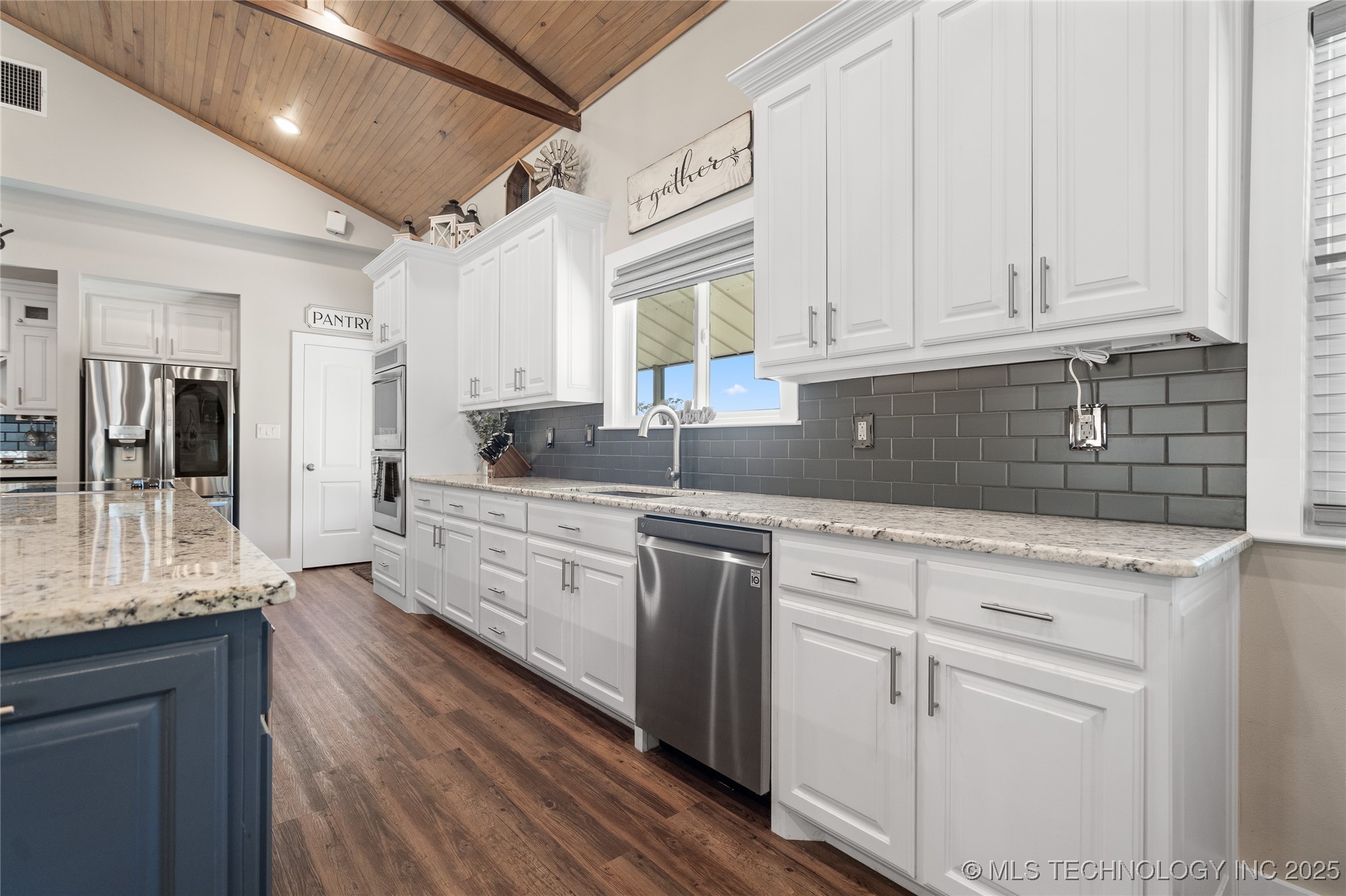 9212 Keltner Road Property Photo 10