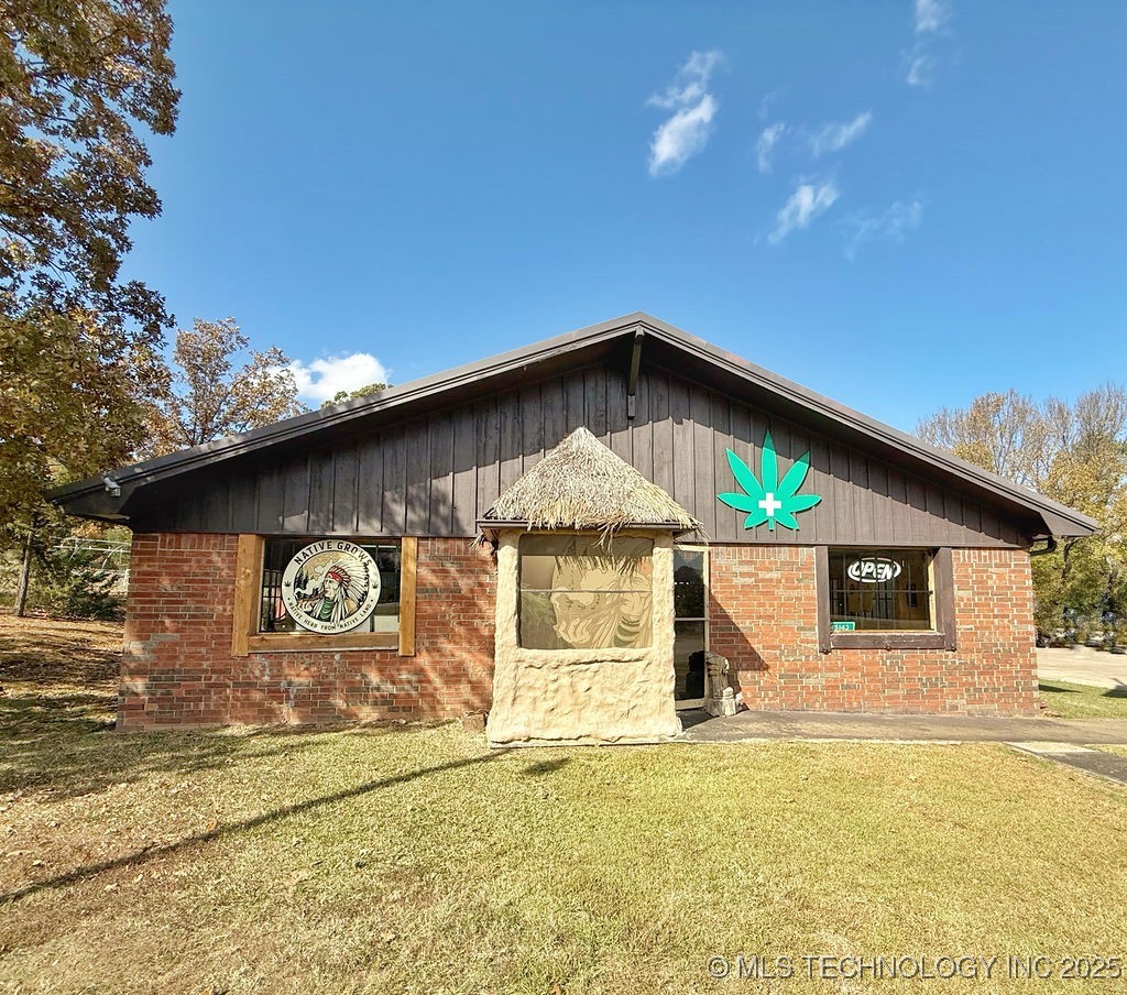 45143 Us Hwy 59 Property Photo 2