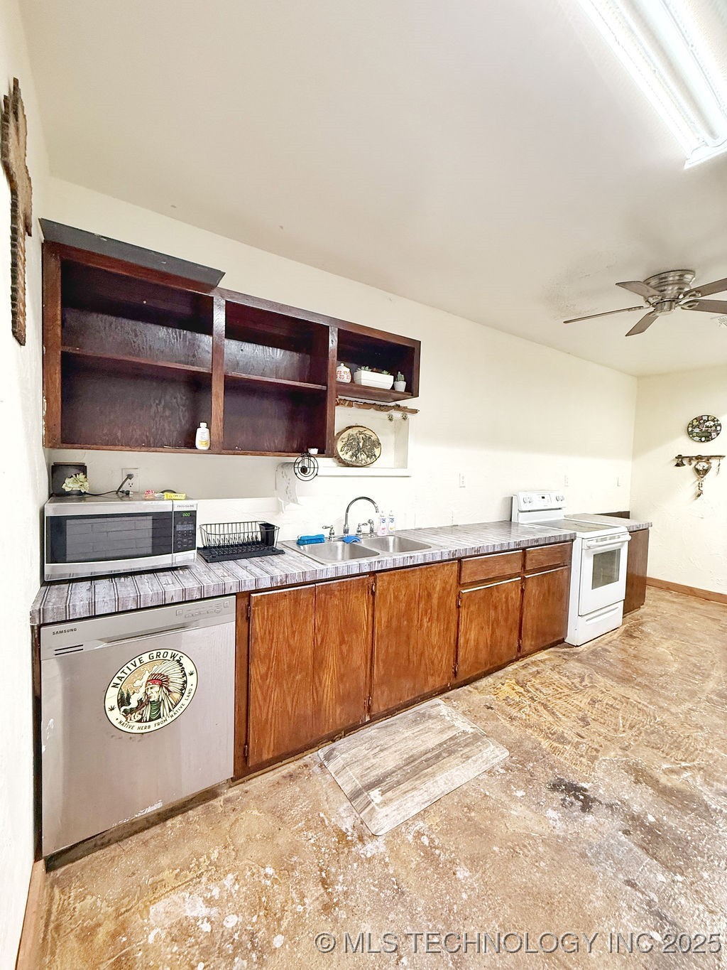 45143 Us Hwy 59 Property Photo 17