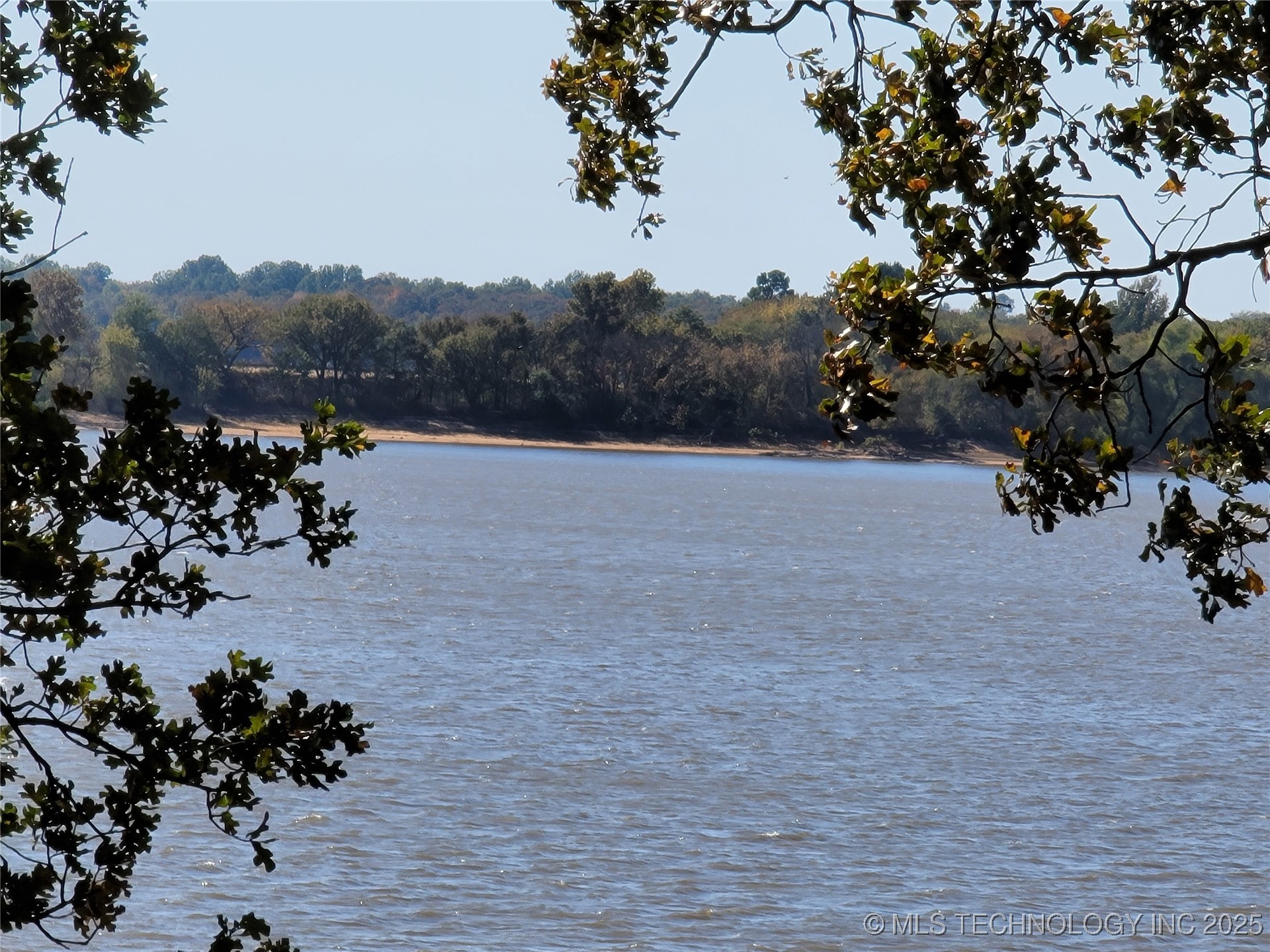 416036 La Vista Drive Property Photo 2