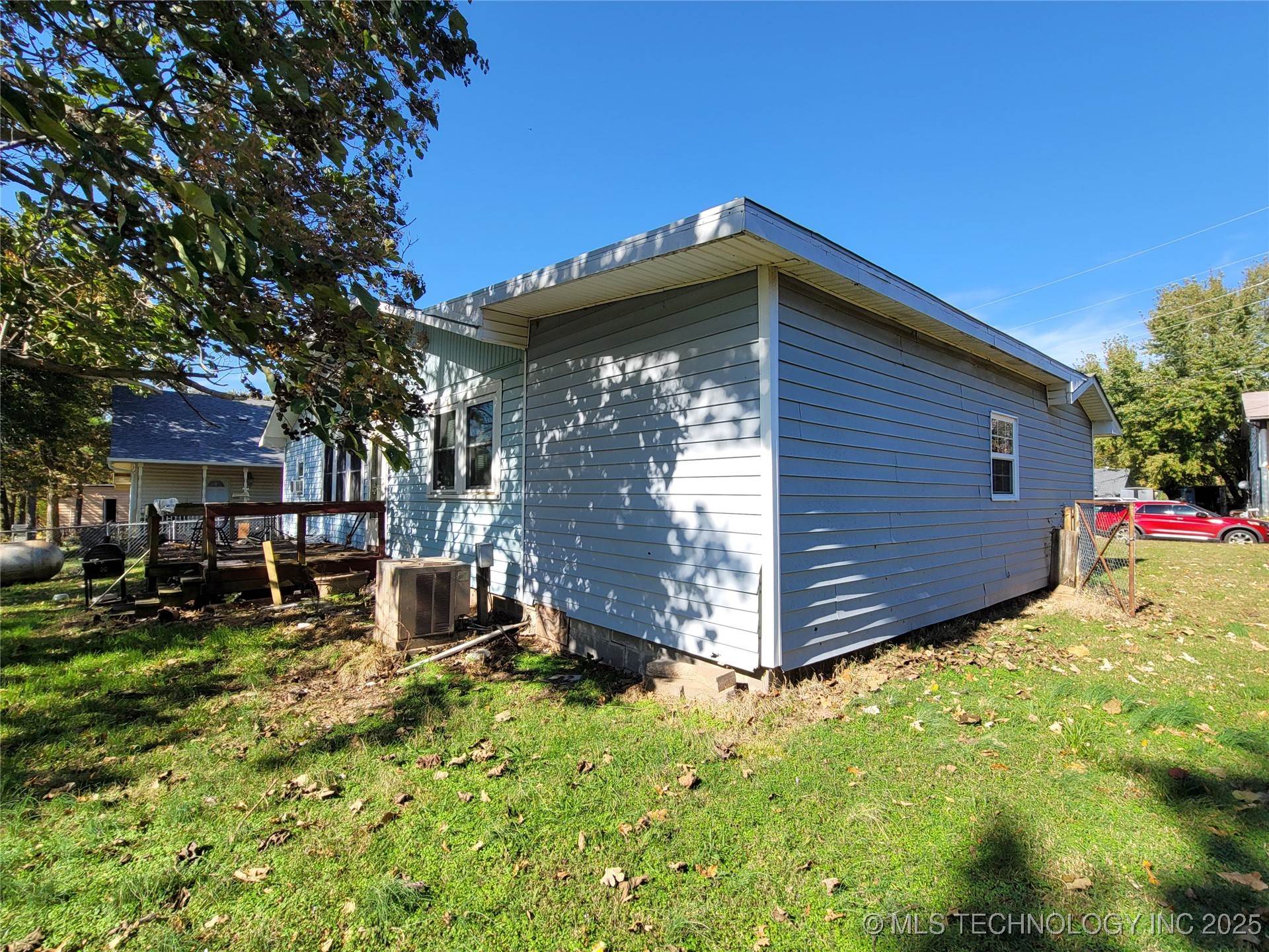 416036 La Vista Drive Property Photo 7