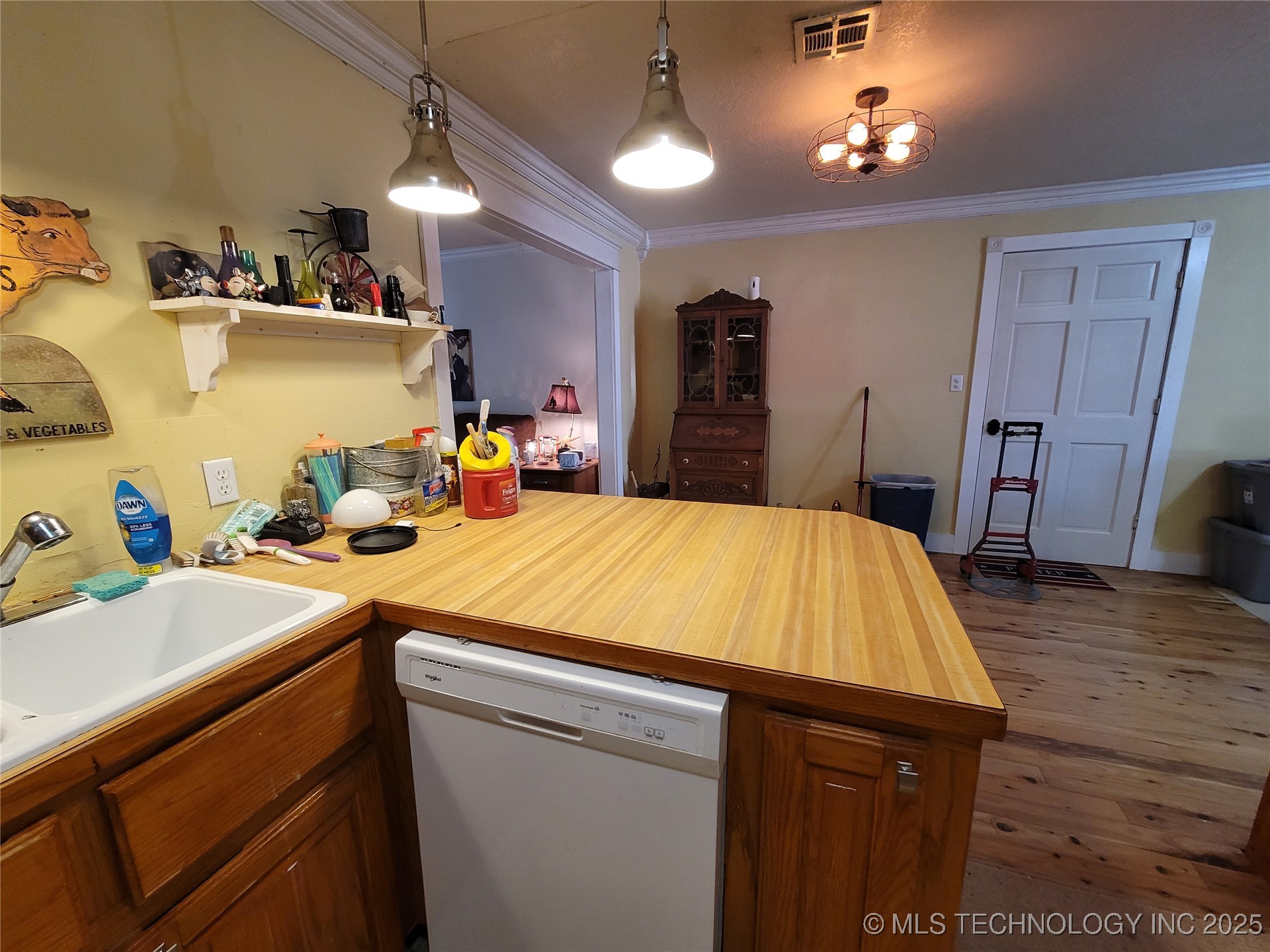 416036 La Vista Drive Property Photo 22