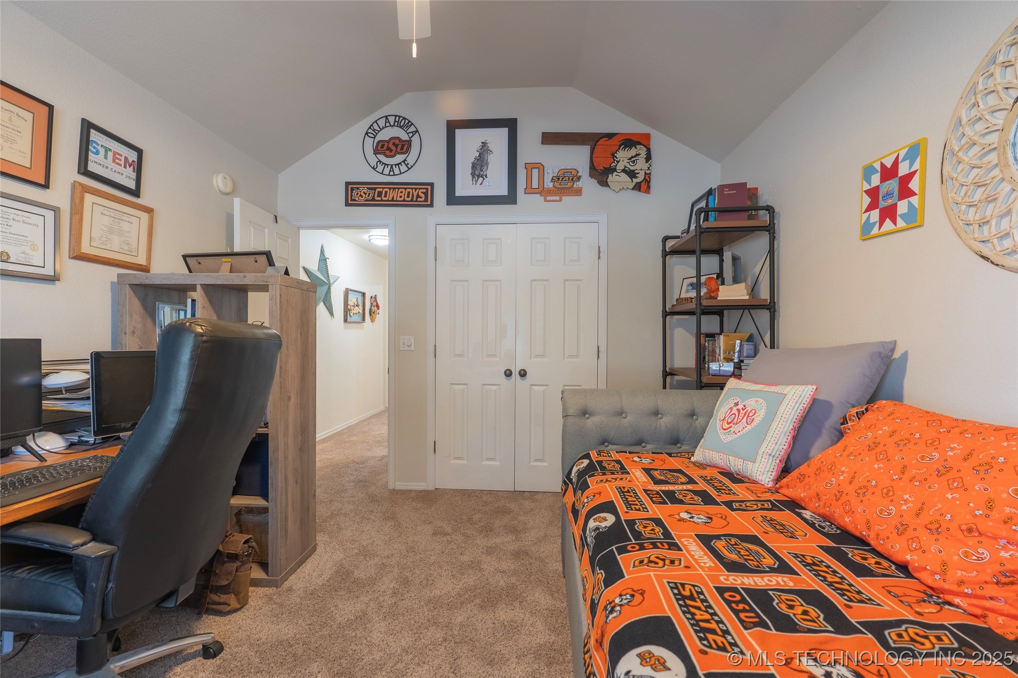 1102 S Catalina Drive Property Photo 7