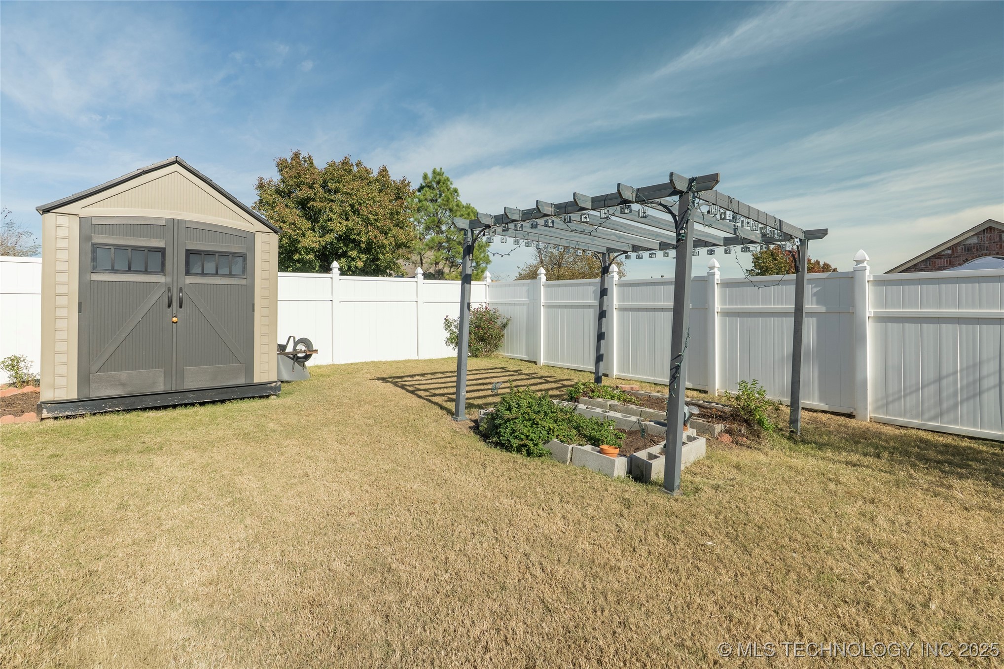 1102 S Catalina Drive Property Photo 48