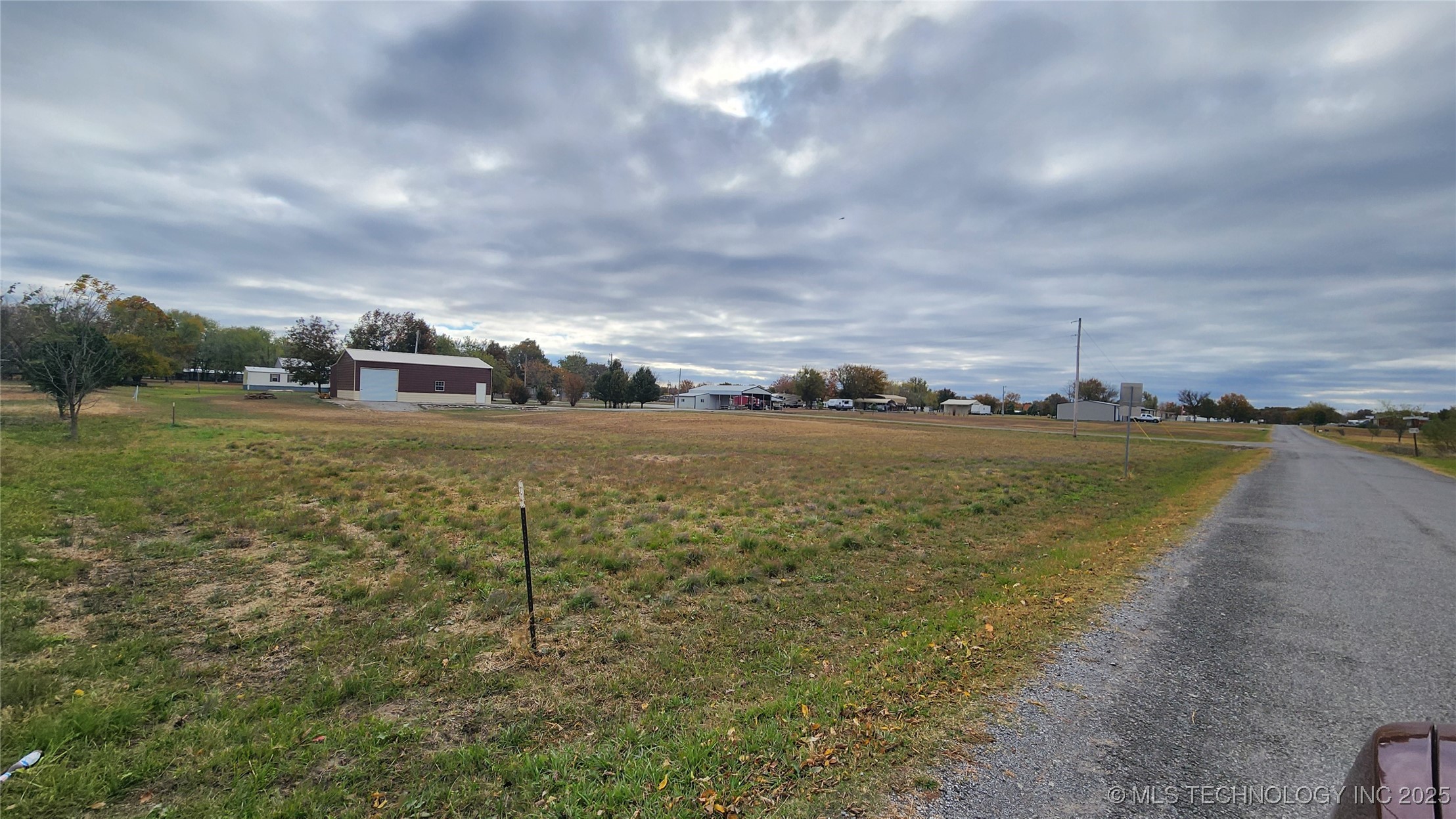 21 Tanglewood Property Photo 2