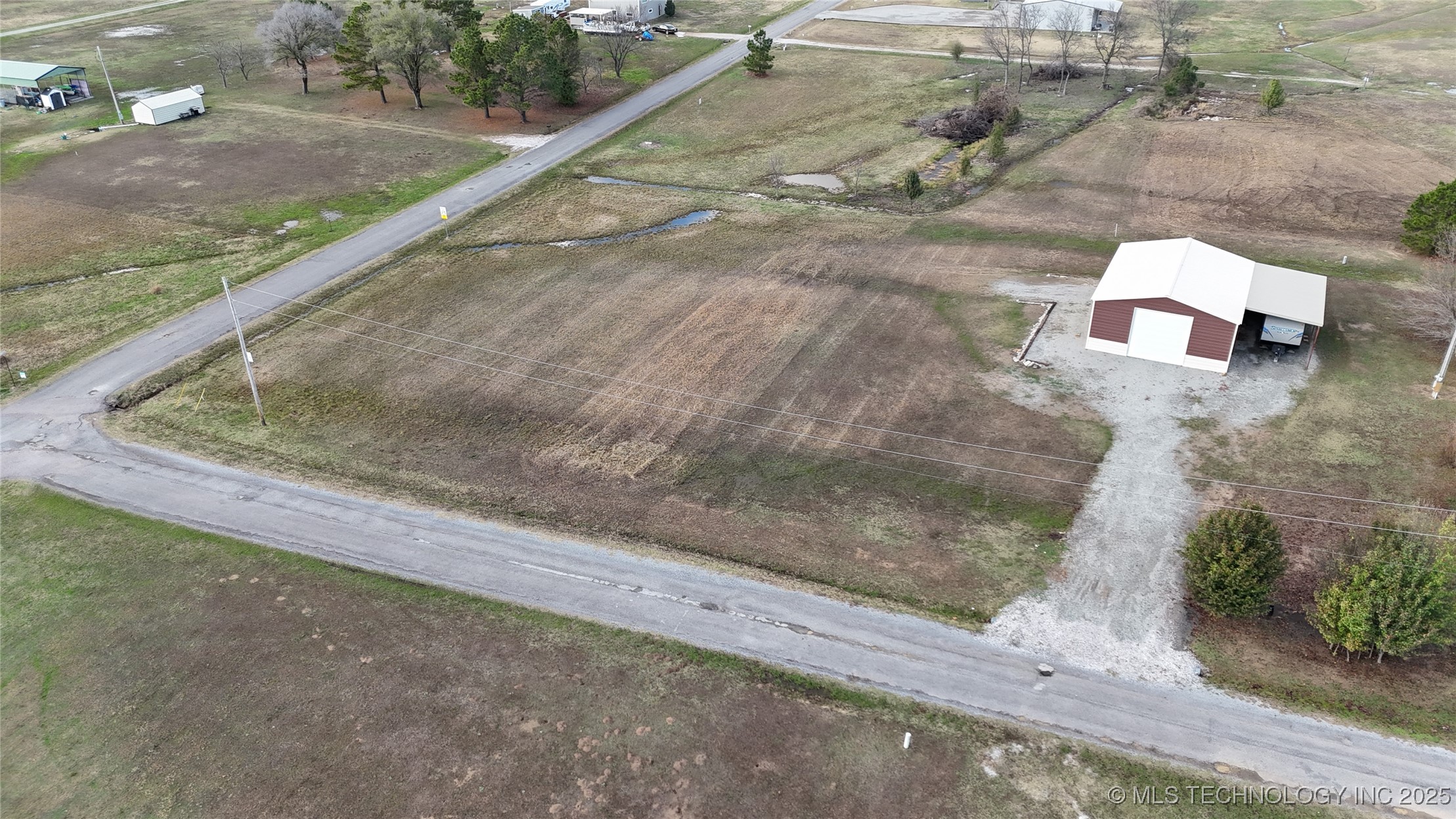 21 Tanglewood Property Photo 7