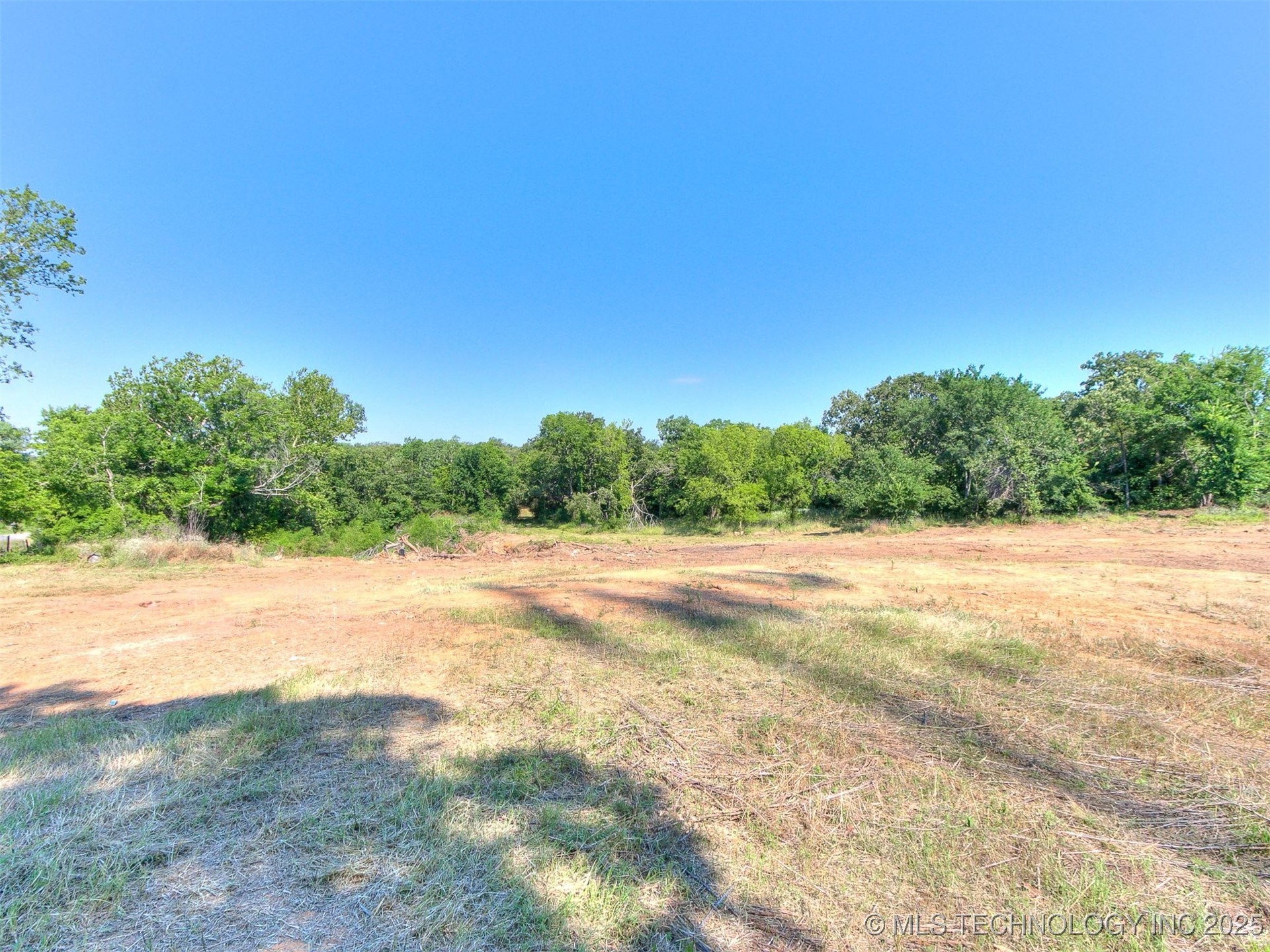 10055 E 590 Road Property Photo 1