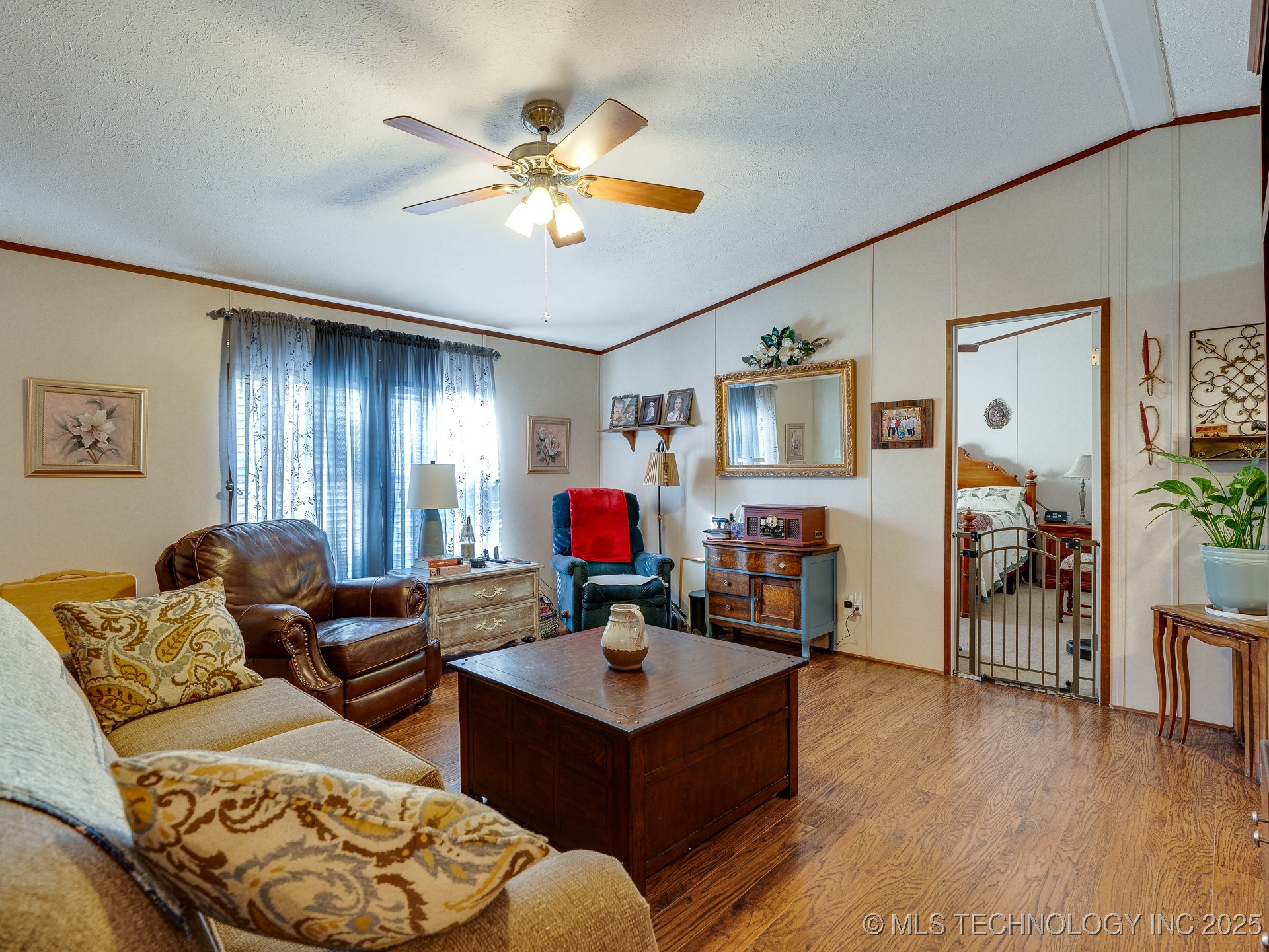 8974 S Willard Road Property Photo 12