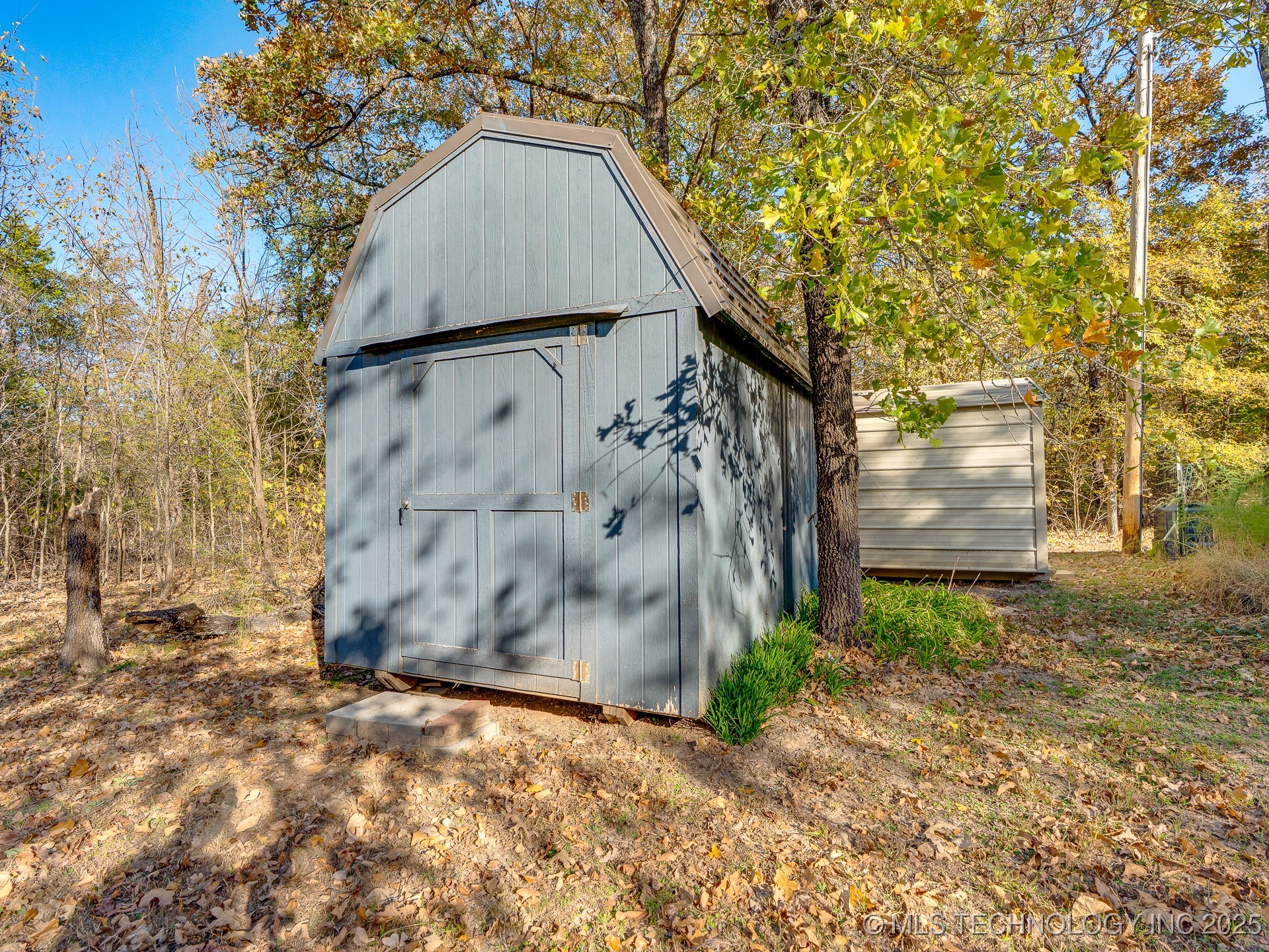 8974 S Willard Road Property Photo 41