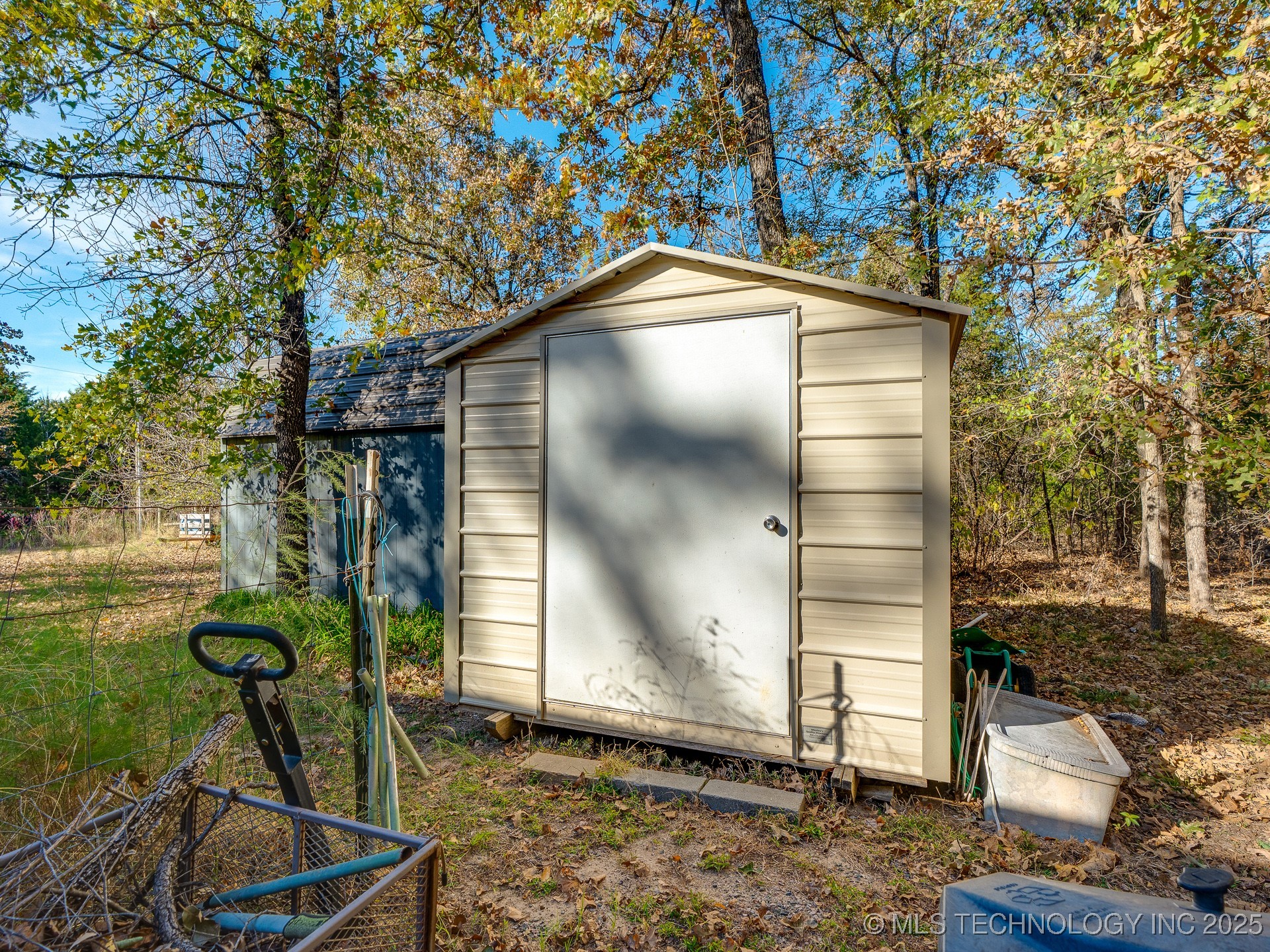 8974 S Willard Road Property Photo 42