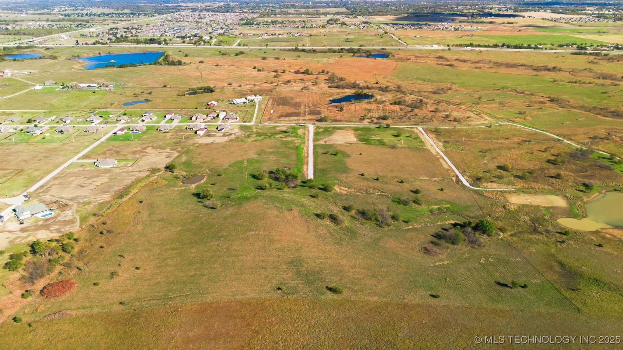 001 Sandstone Avenue Property Photo 11