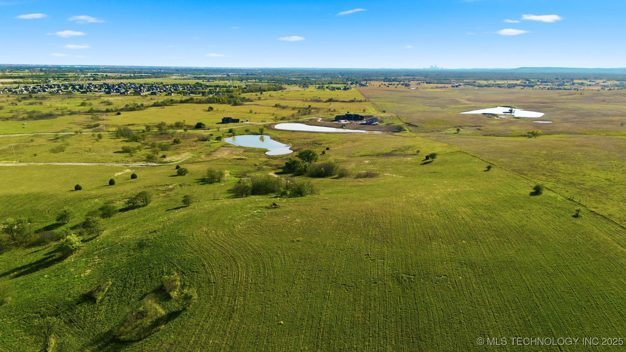 001 Sandstone Avenue Property Photo 15