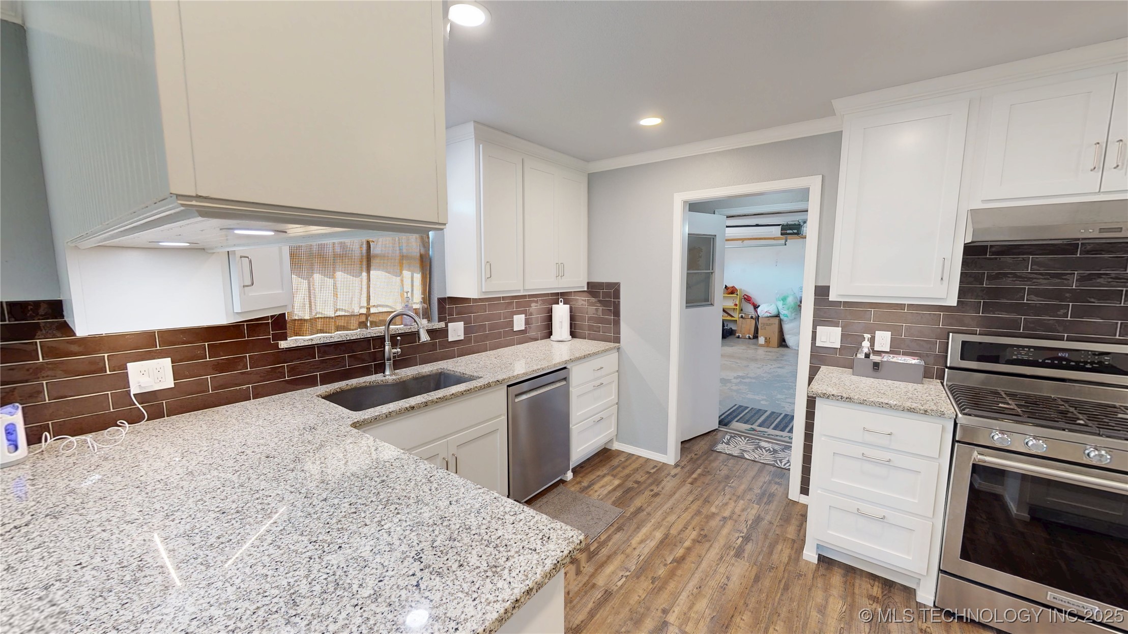 16924 County Road 1517 Property Photo 33