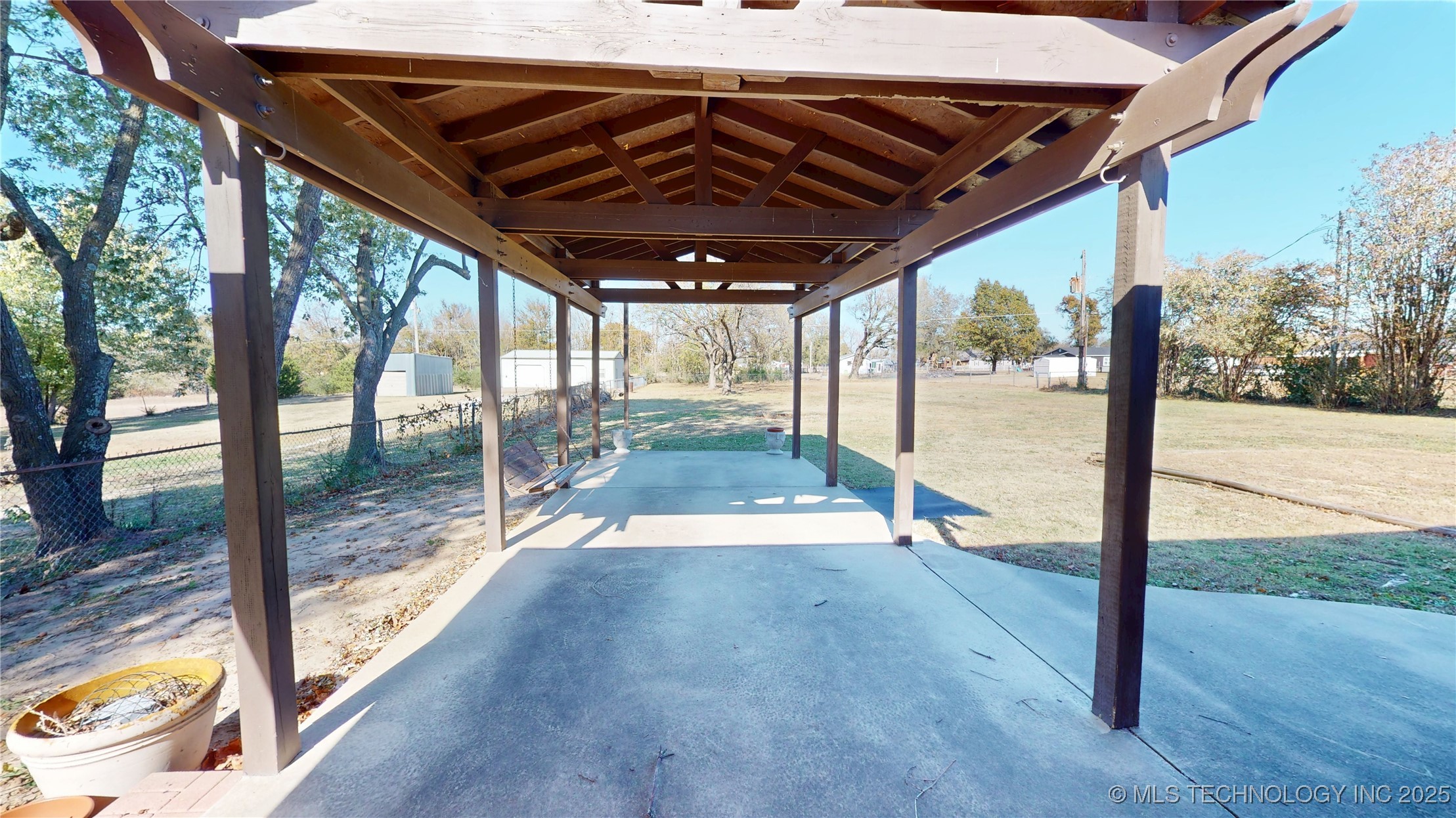 16924 County Road 1517 Property Photo 48