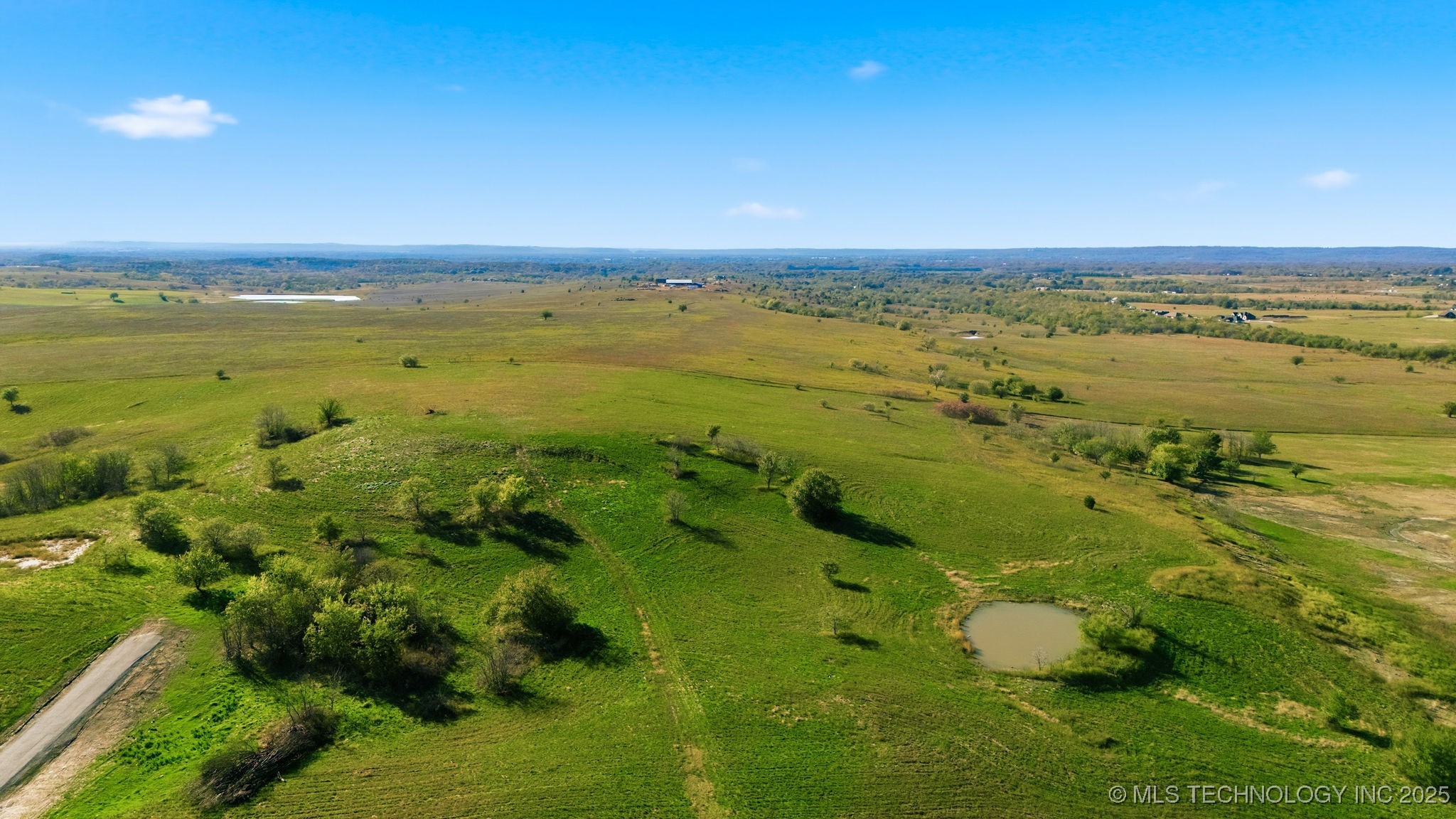 002 Sandstone Avenue Property Photo 1