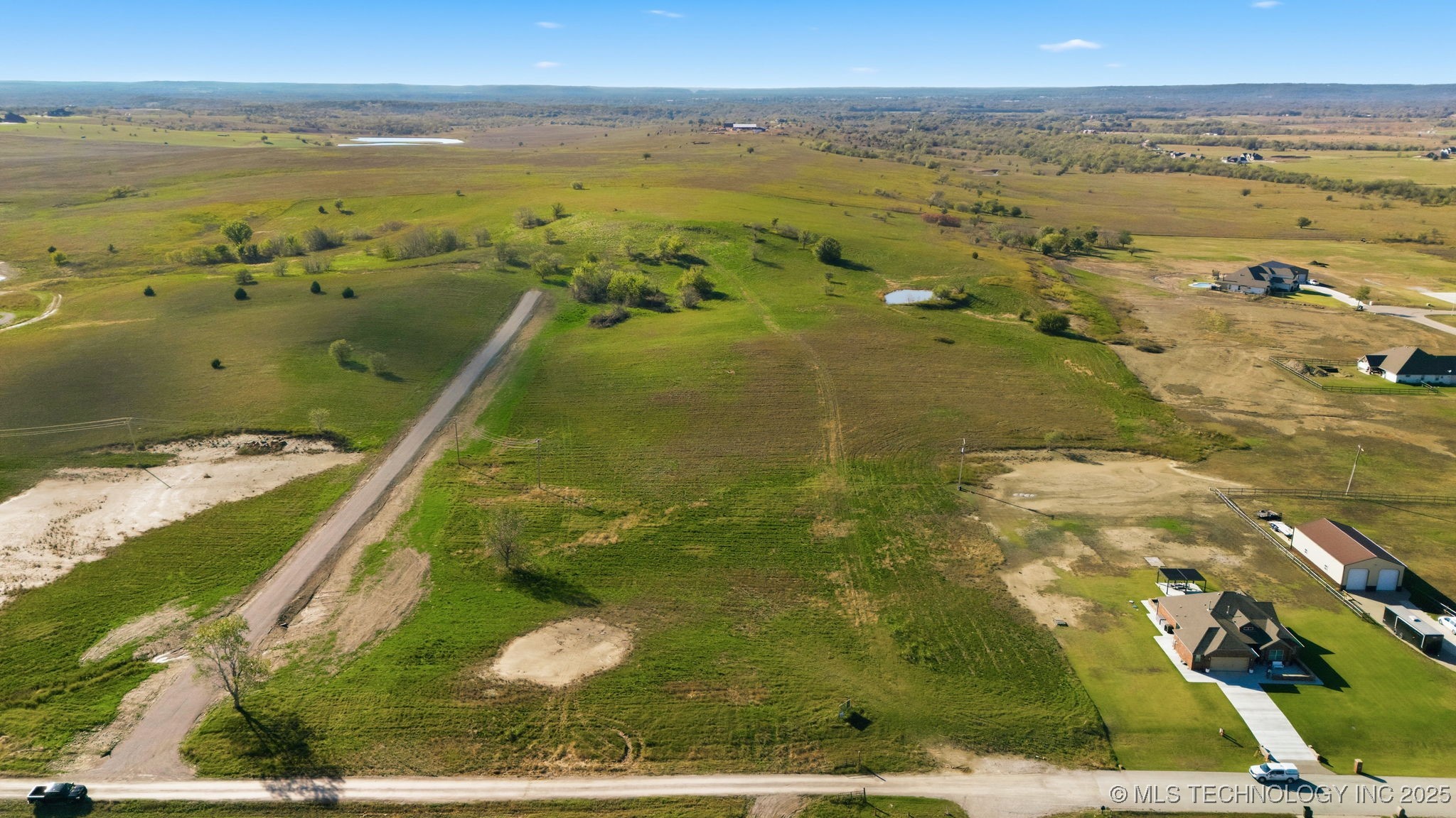 002 Sandstone Avenue Property Photo 7