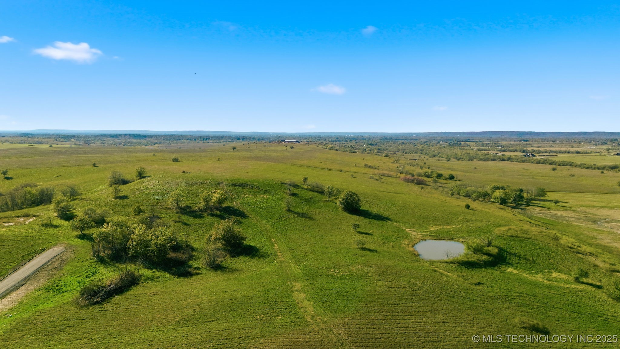 002 Sandstone Avenue Property Photo 11