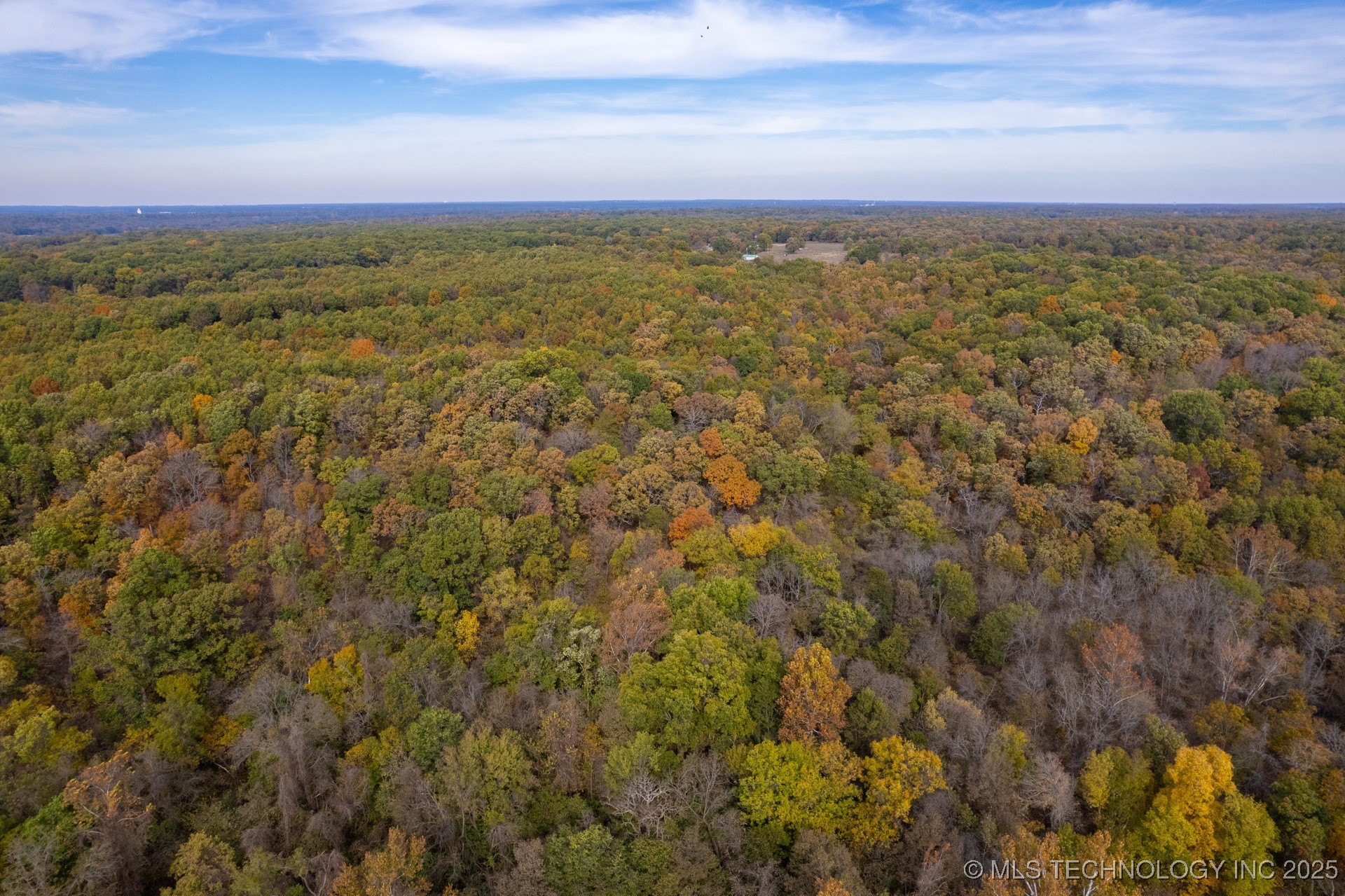 200 E 20 Road Property Photo 4