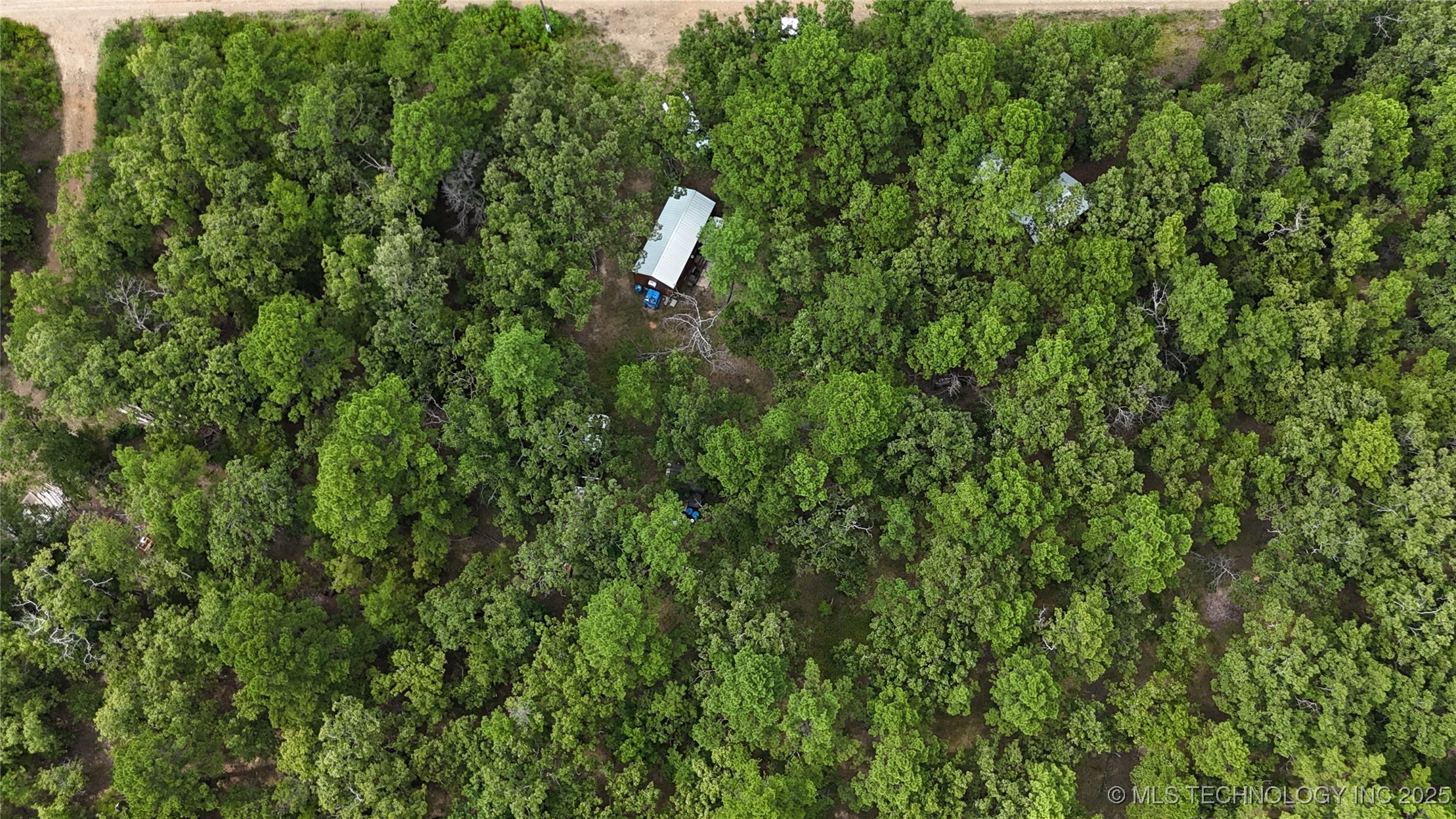 40215 Michael Lane Property Photo 4