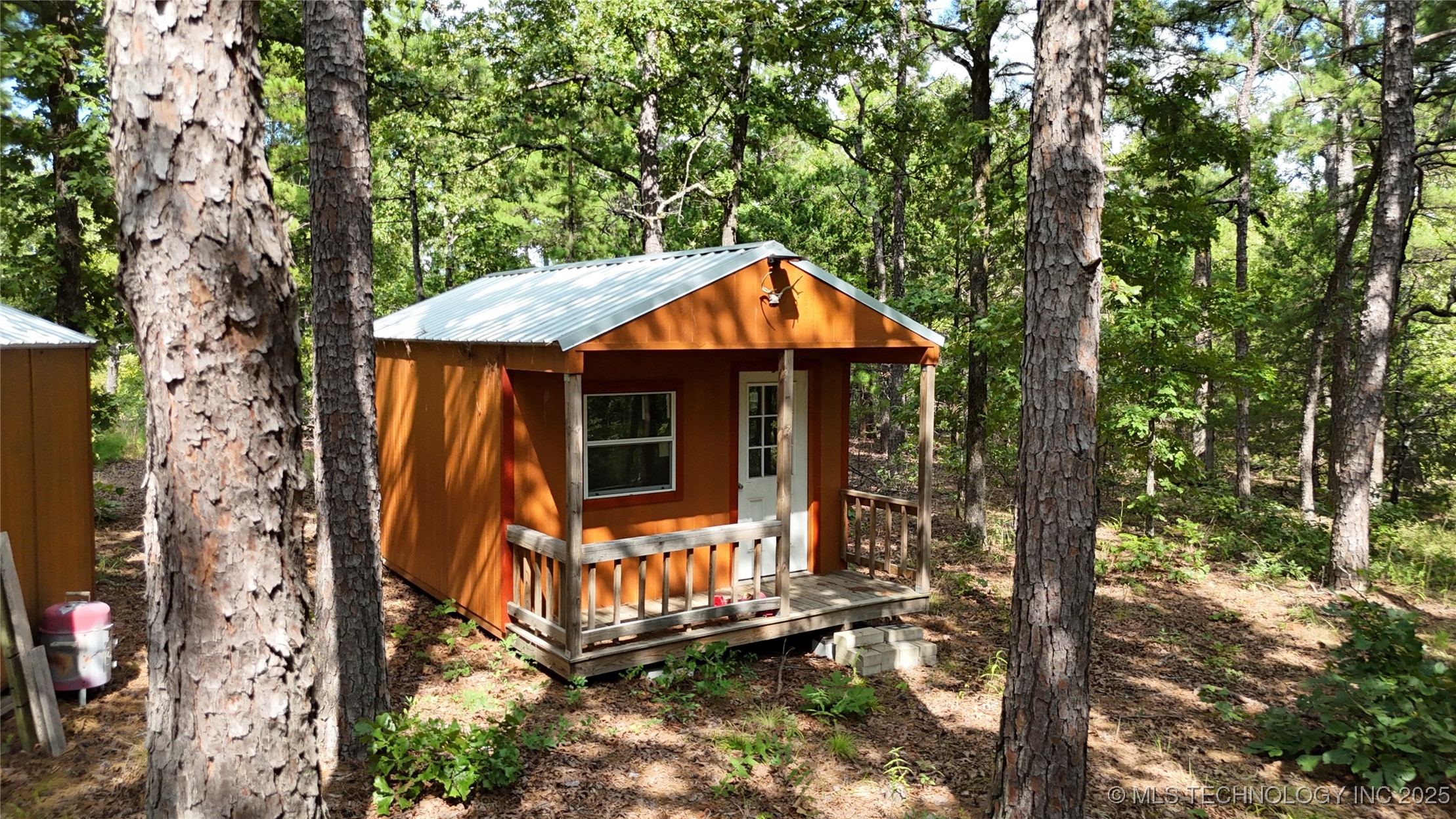 40215 Michael Lane Property Photo 10