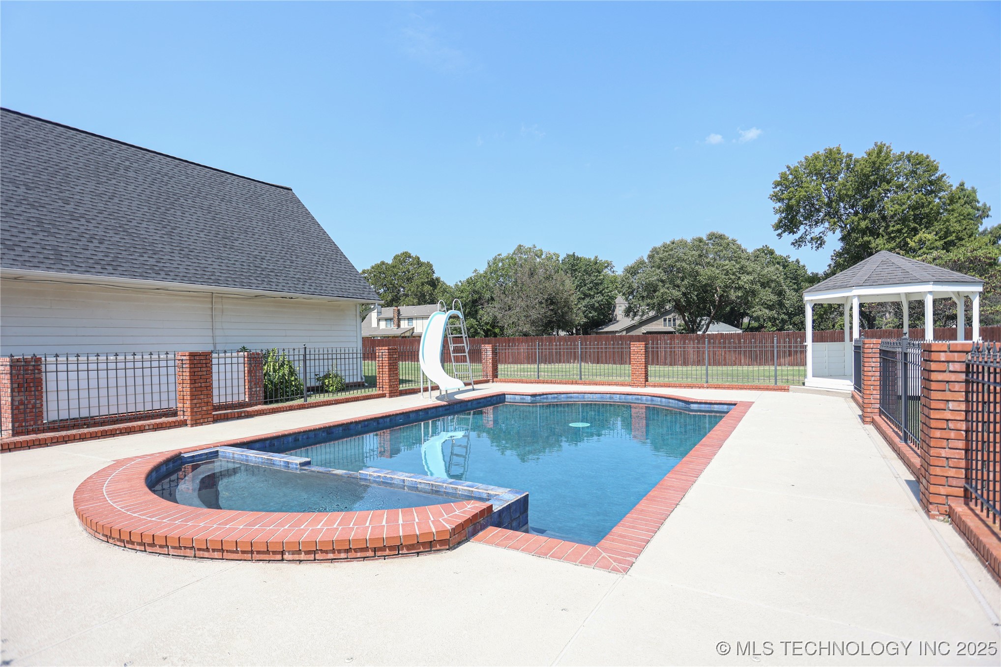 5535 E 113th Street Property Photo 46