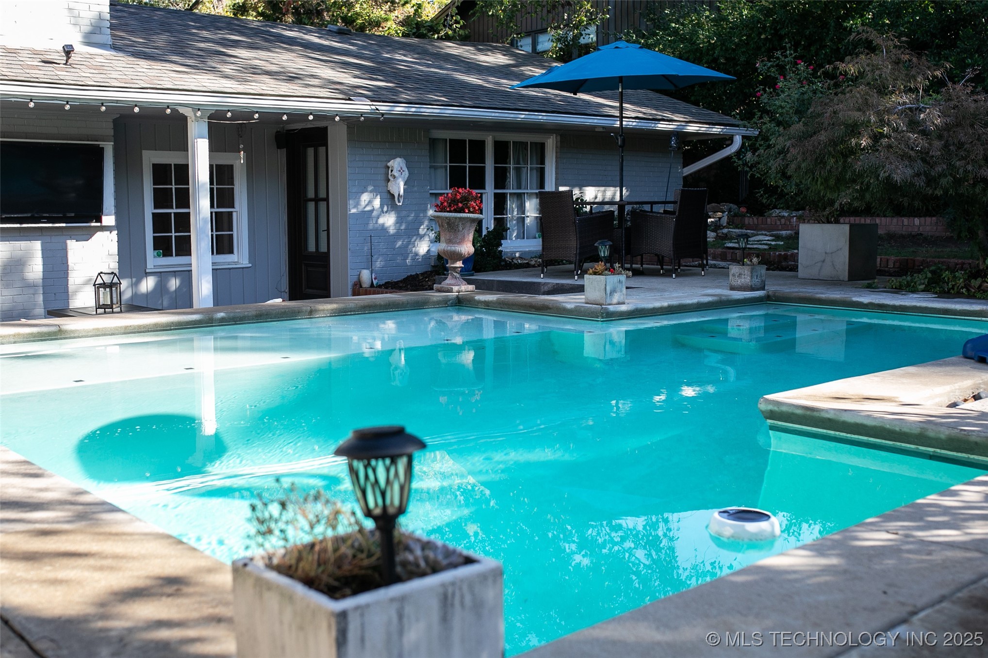 4118 E 41st Place Property Photo 2