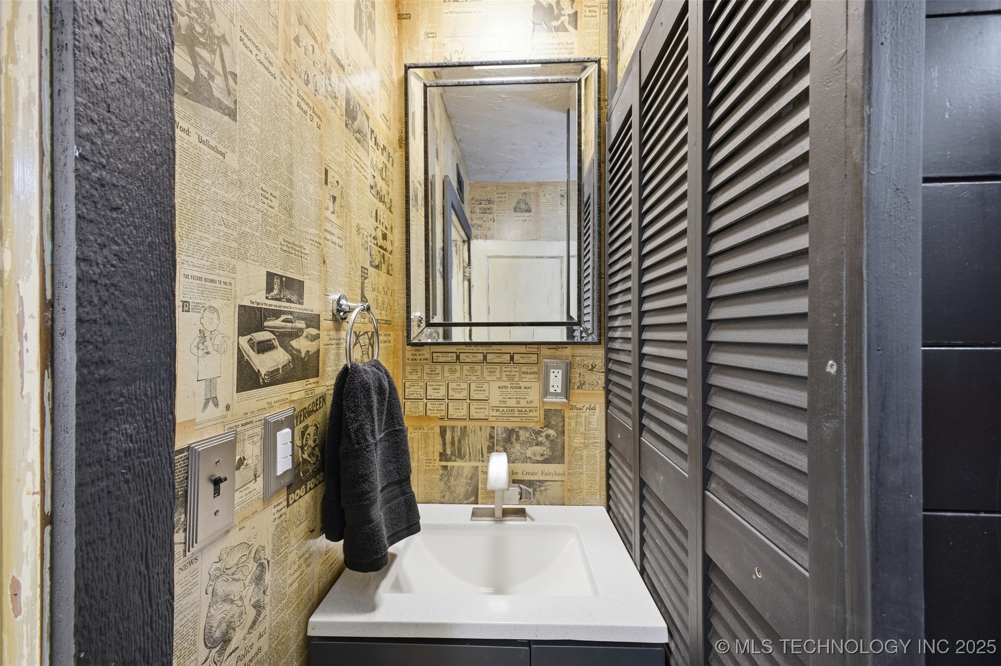 701 E 16th Street Property Photo 36