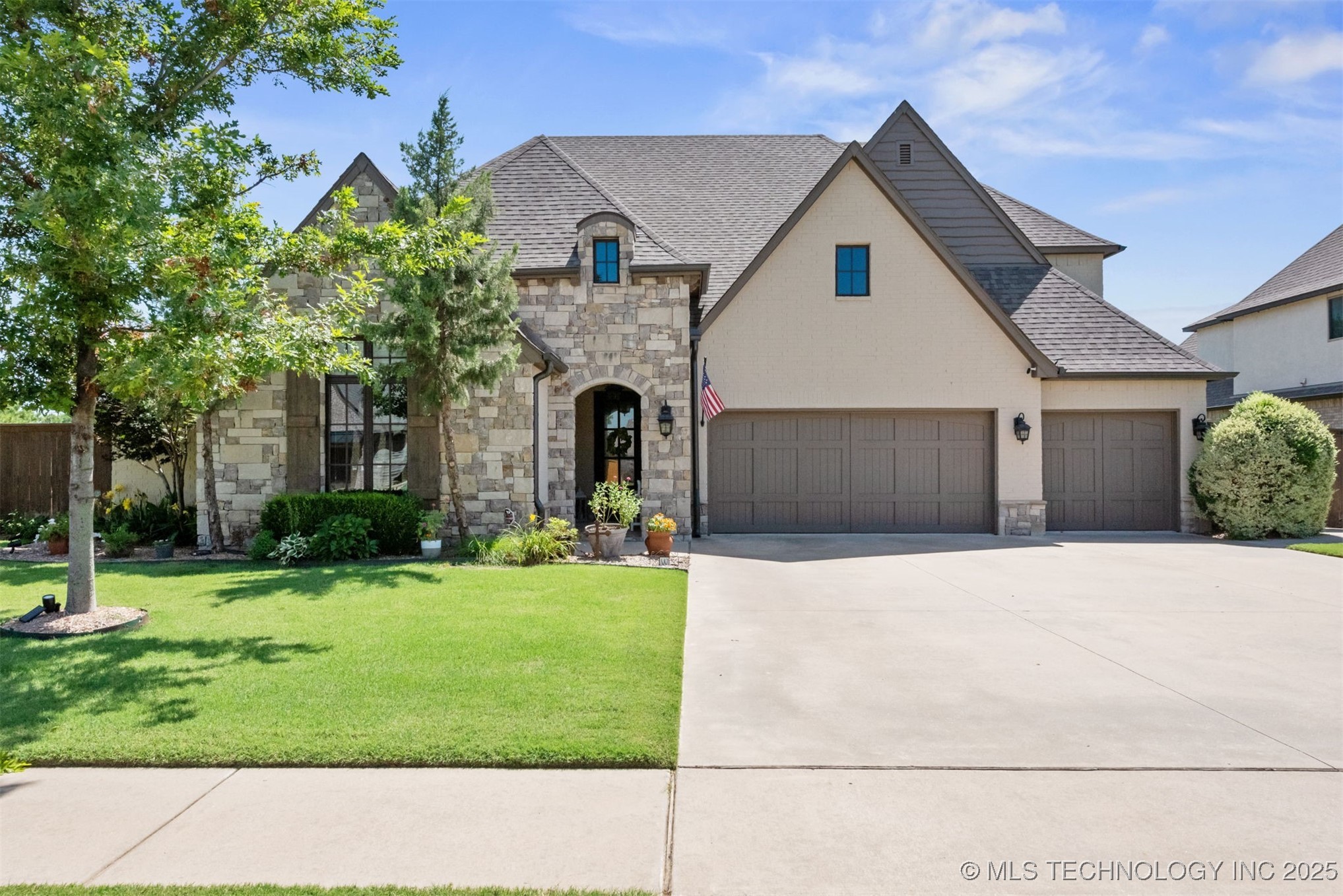 6624 E 133rd Street S Property Photo 2