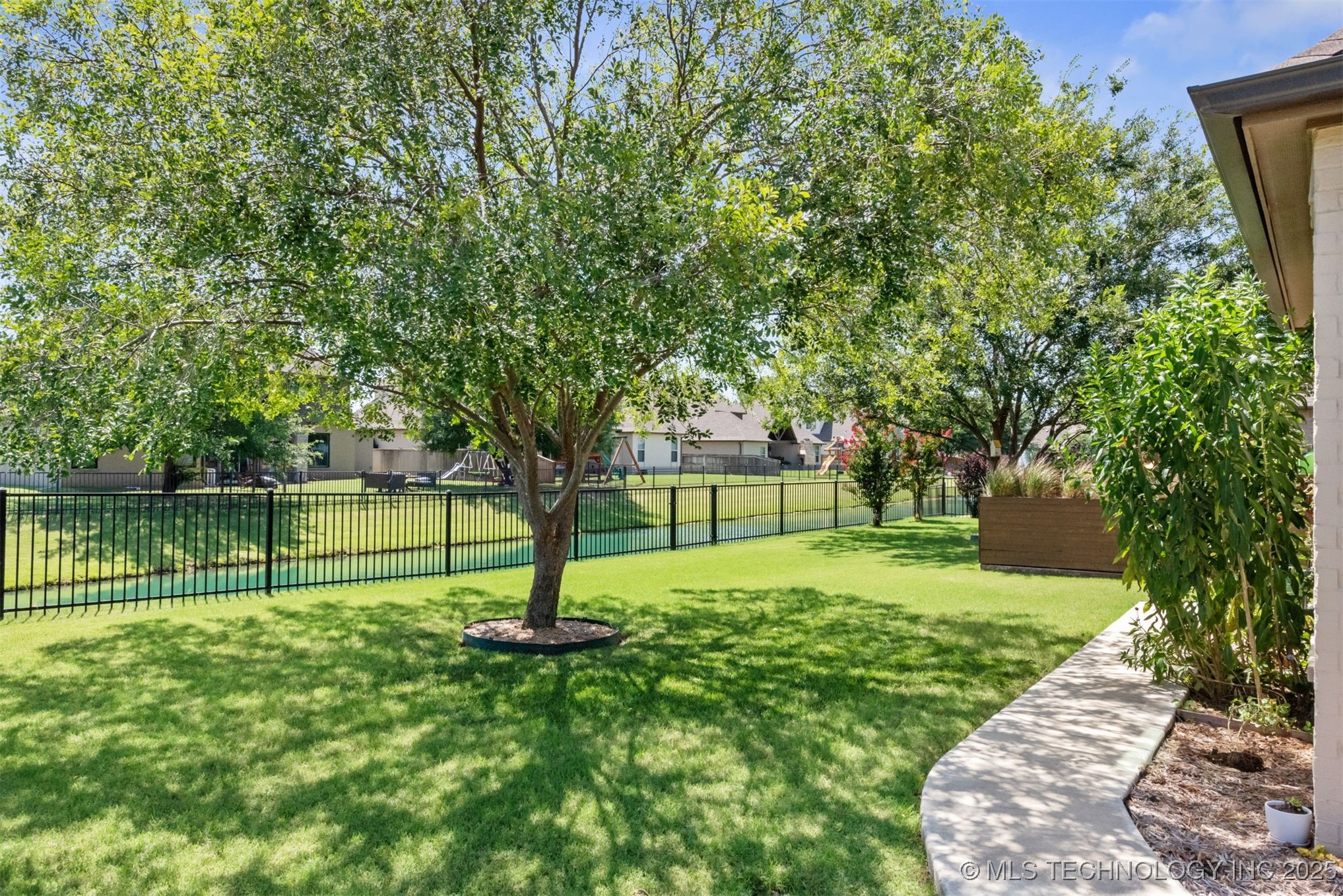 6624 E 133rd Street S Property Photo 62