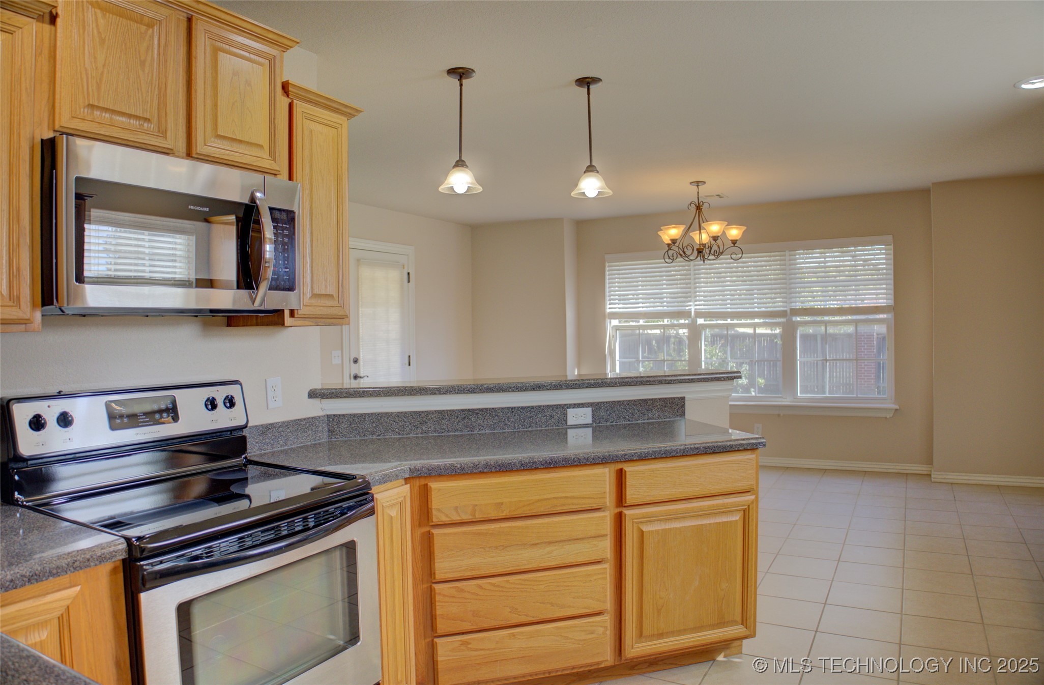 1920 Richmond Drive Property Photo 19