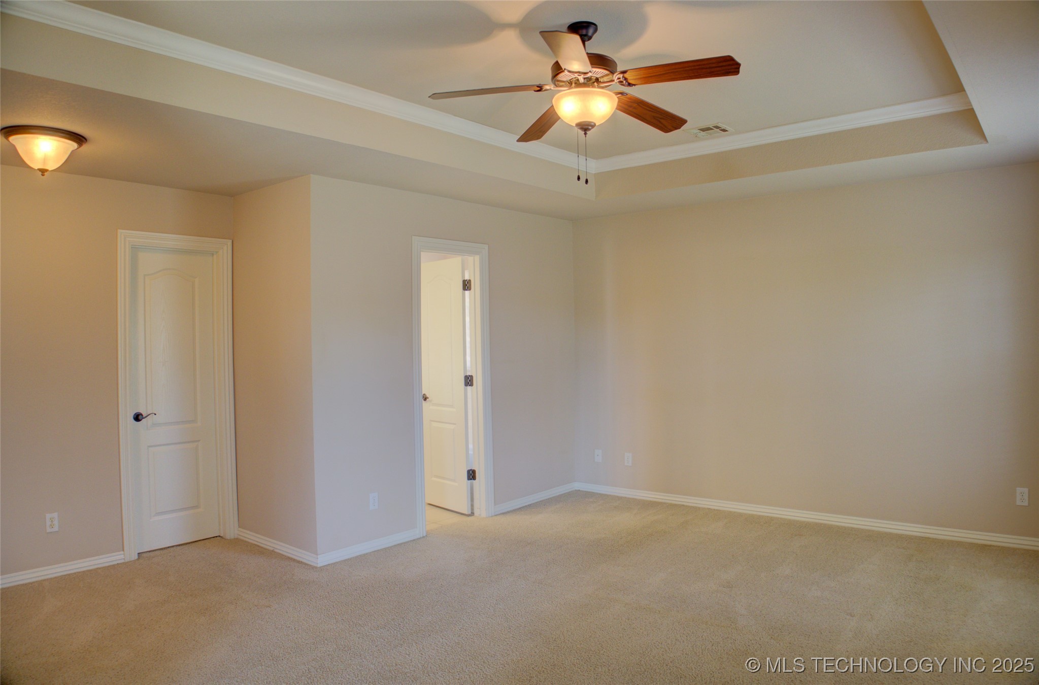 1920 Richmond Drive Property Photo 29