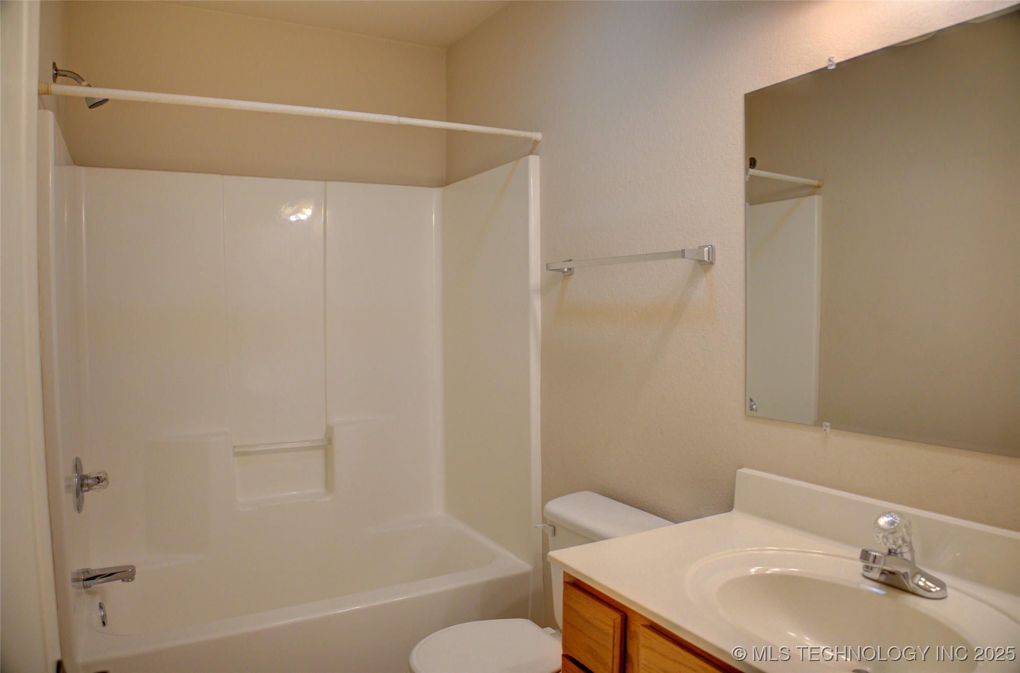 1920 Richmond Drive Property Photo 38