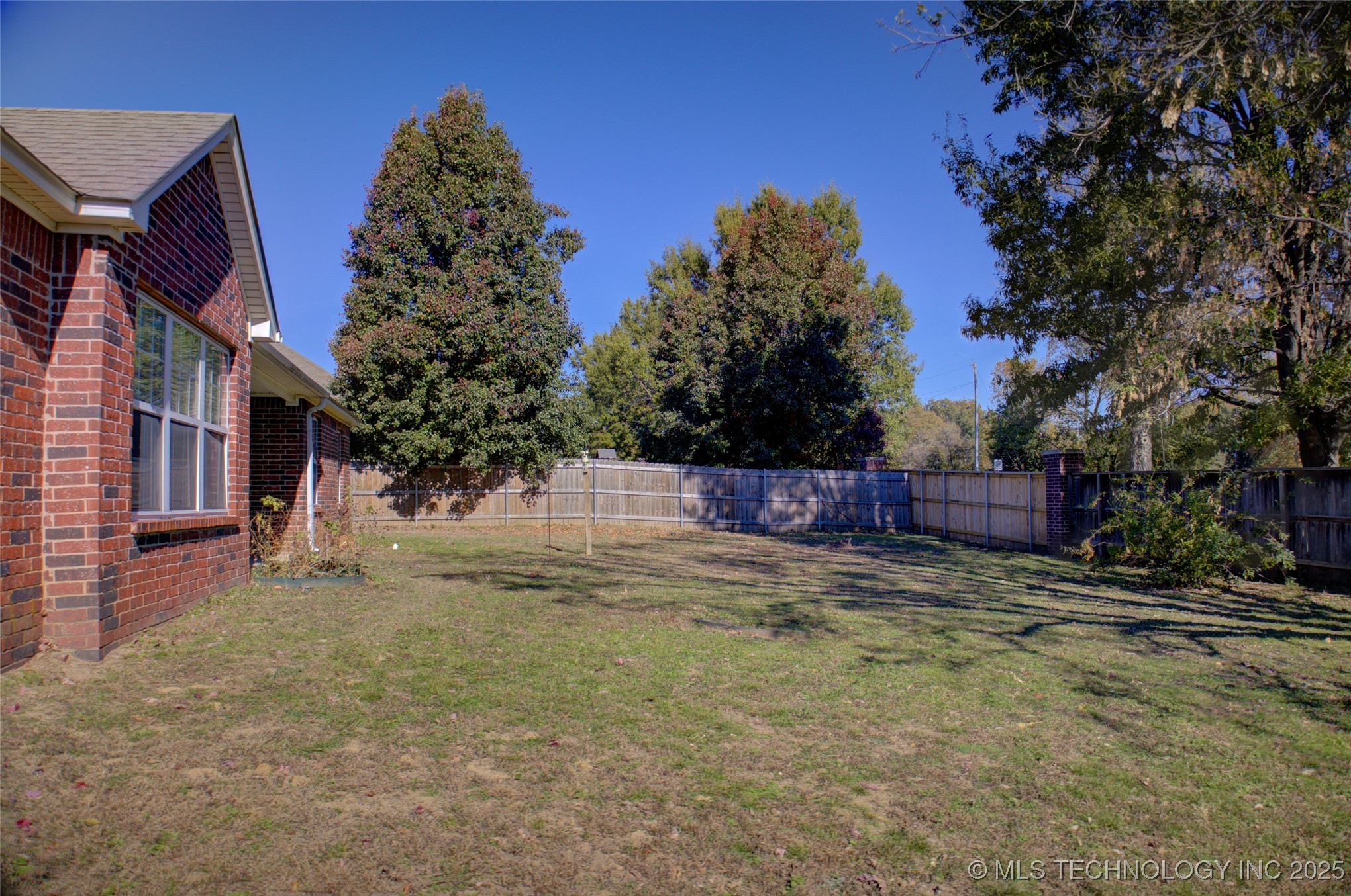 1920 Richmond Drive Property Photo 51