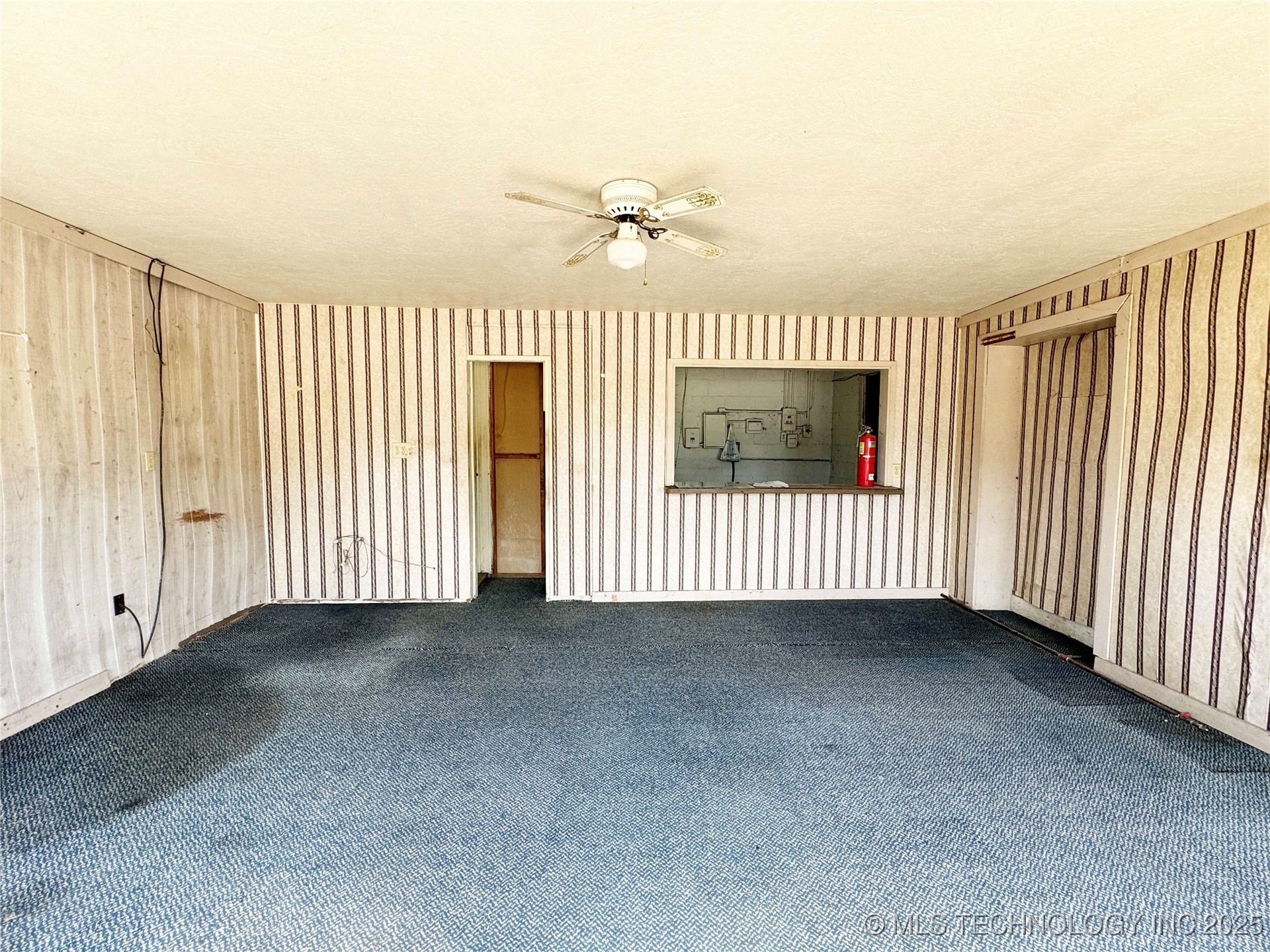 728 E Main Street Property Photo 6