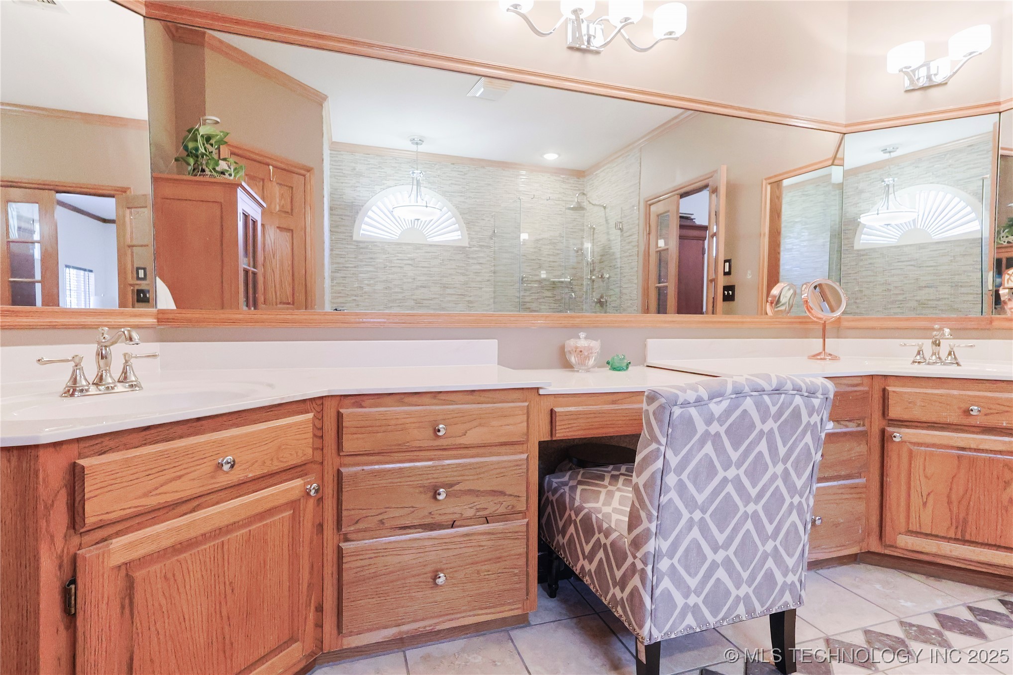 9124 N 138th East Avenue Property Photo 24